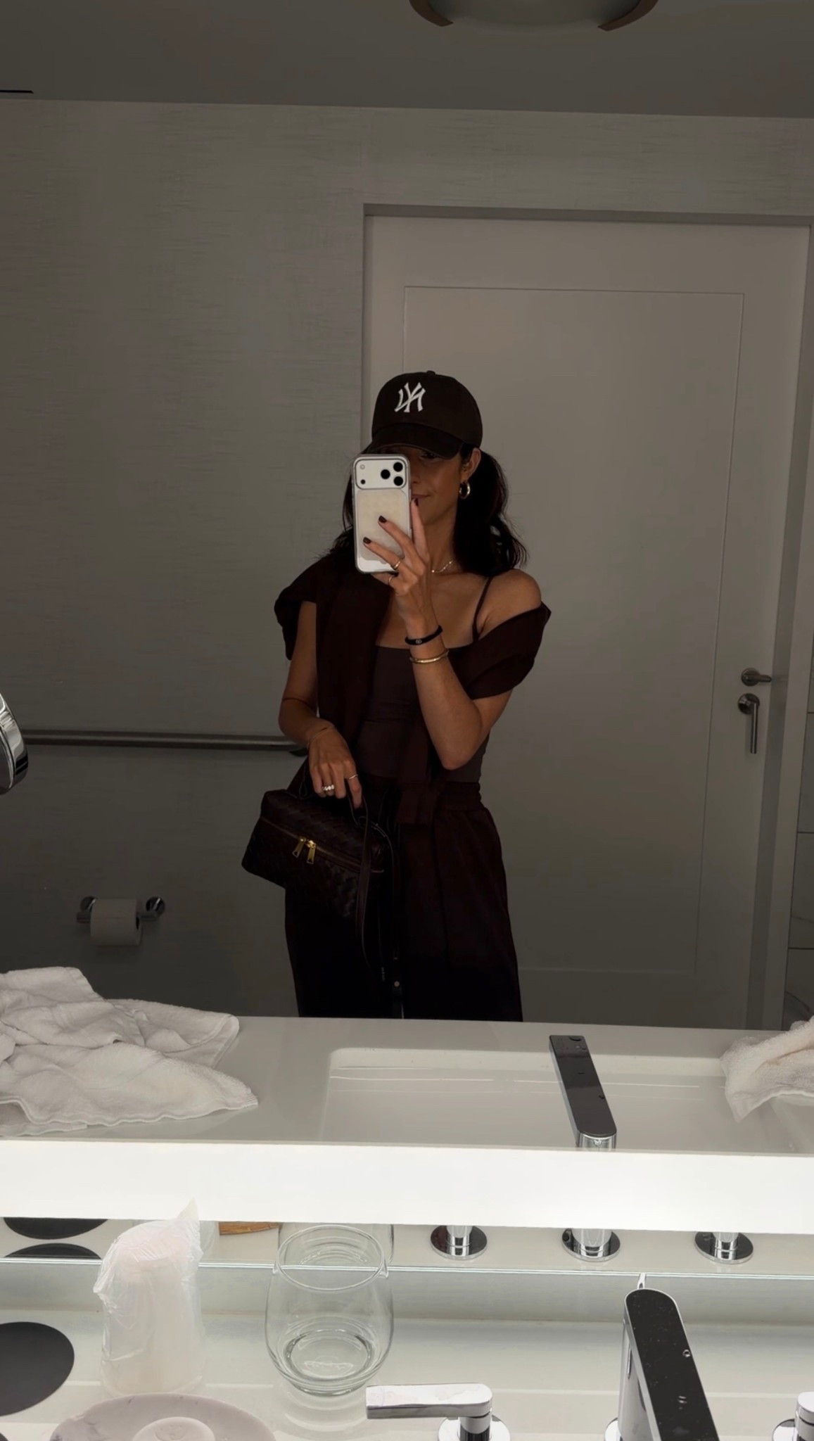 Feeling all the chocolate tones today. This new set is from Amazon I’m just shy of 5-7” wearing the size small and size small bodysuit!  #stylinbyaylin #founditonamazon #matchingset #cozystyle #amazon

#LTKStyleTip #LTKHoliday #LTKFindsUnder100