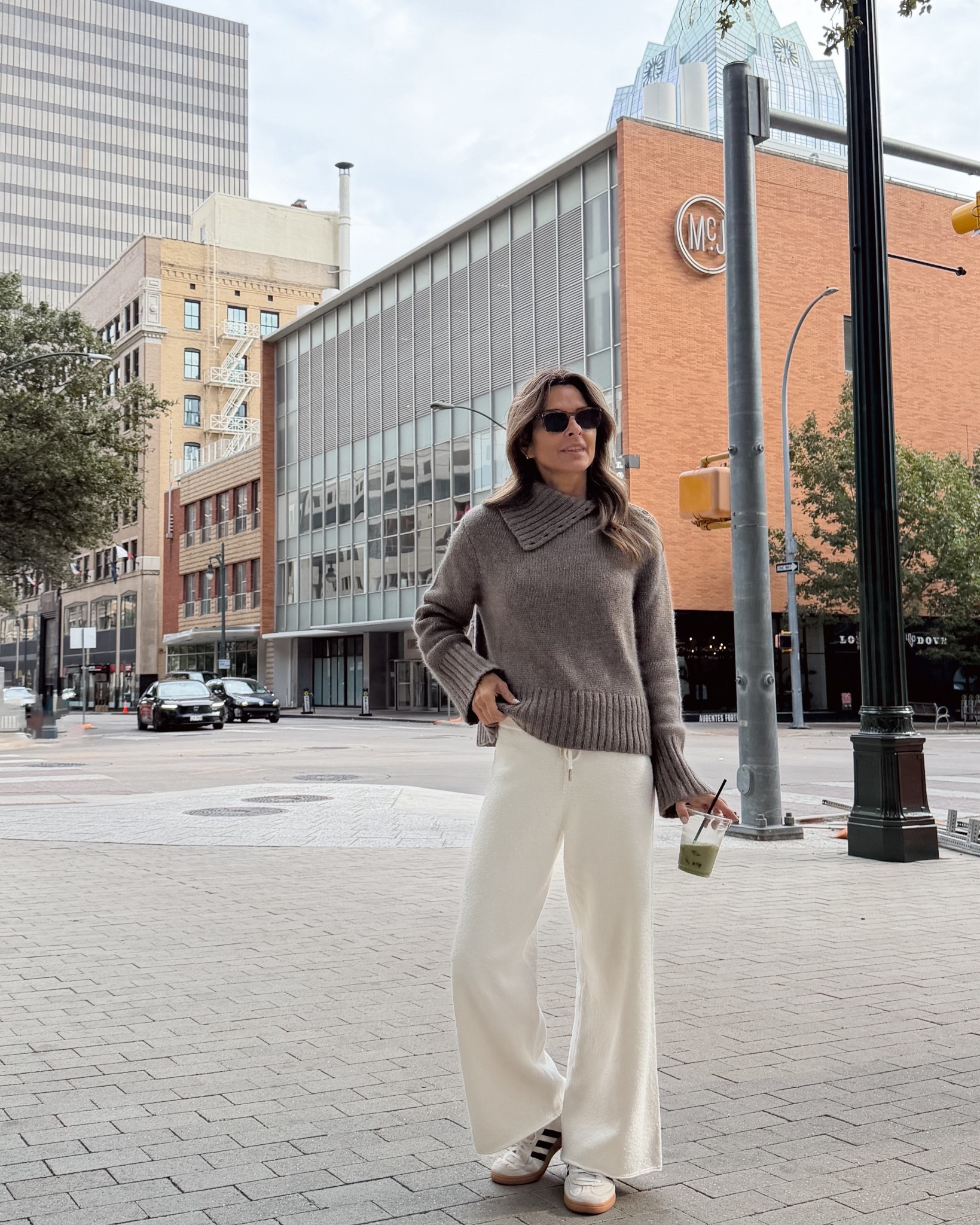 -sweater sz XS
Pants XS I’m 5’6”



#LTKTravel #LTKOver40 #LTKHoliday