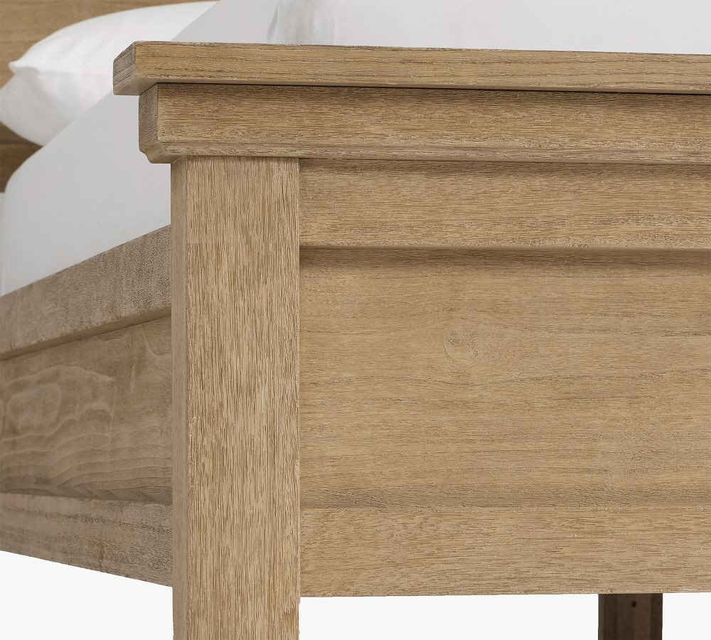 Farmhouse Bed | Pottery Barn (US)