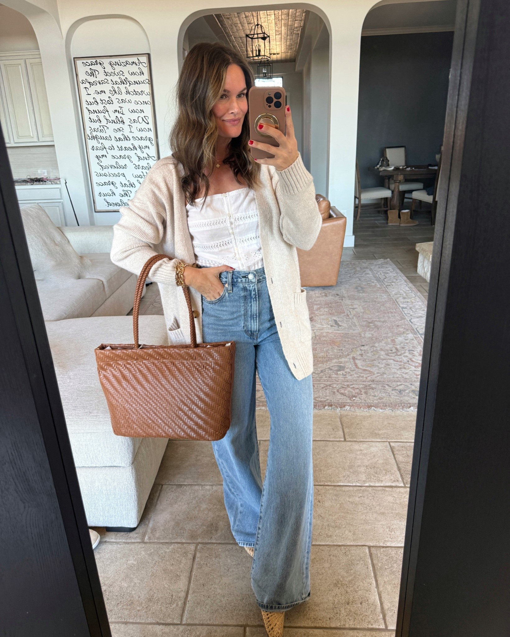 . A true fit jean that actually flatters. On Major sale!  These Levi’s jeans lift the booty, smooth the waist, and make your legs look long — plus they come in lengths and multiple washes.
Structured, flattering, and worth the hype. Thank me later😘
#jeans

#LTKSaleAlert #LTKootd #LTKgrwm