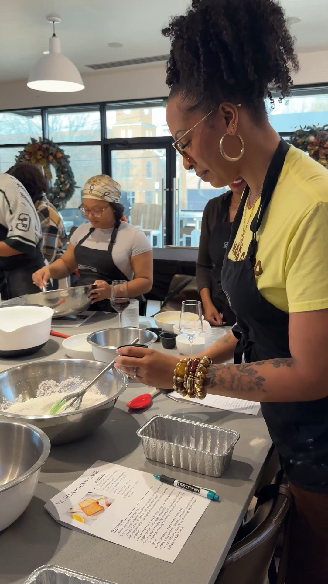 Took a Poundcake Making Class at the Cook’s Station in Greenville, SC with my Mama and my sister! It was so much fun. Shout out to Chef T. Can’t wait to take more classes 😊



#LTKHome #LTKMidsize #LTKTall