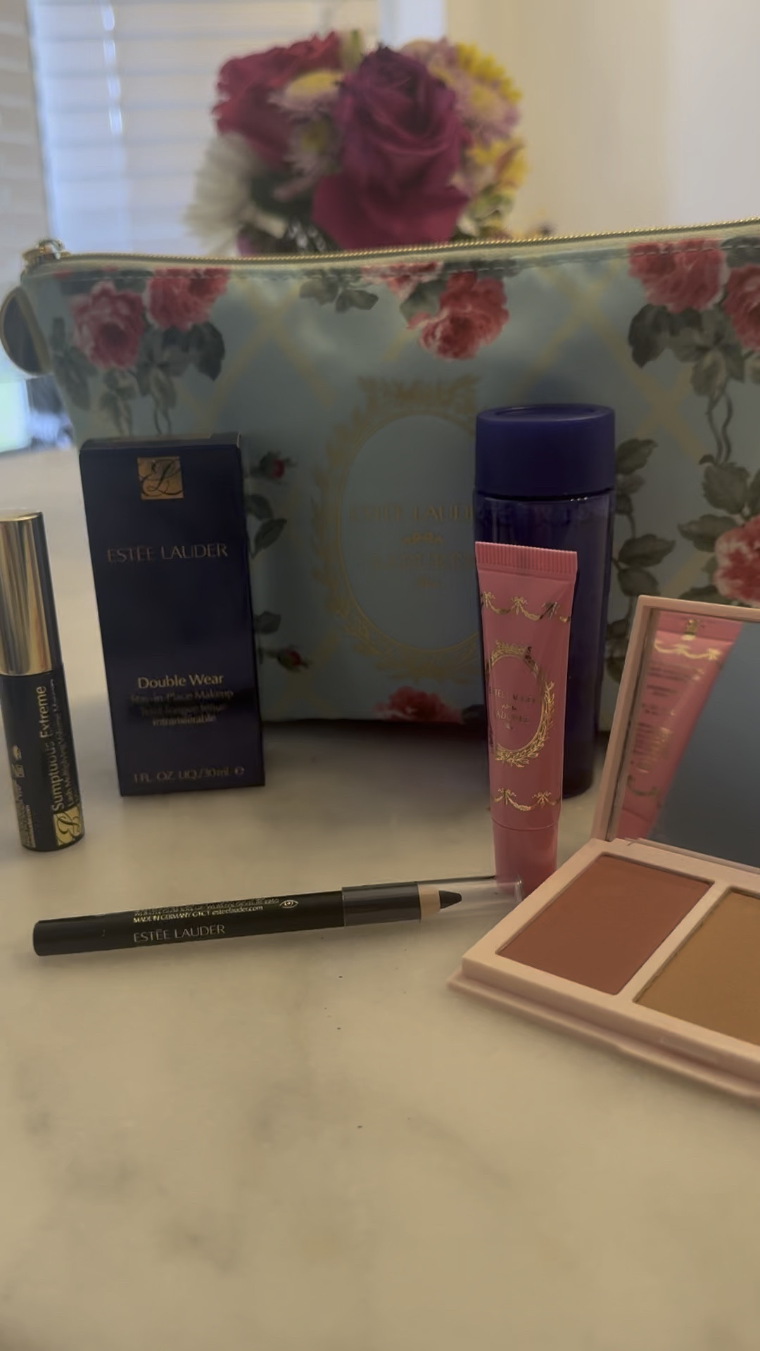 For those who ask what foundation I use! I swear by Double Wear! It's a great 24hr foundation & is full coverage! I've been wearing it for about 8 years now since I worked for Estée Lauder back in 2017🫶🏼

I wear 4W1 (honey bronze) during the spring/ summer & 3W1 (tawny) during fall/winter🩷


#LTKFindsUnder100 #LTKSaleAlert #LTKBeauty