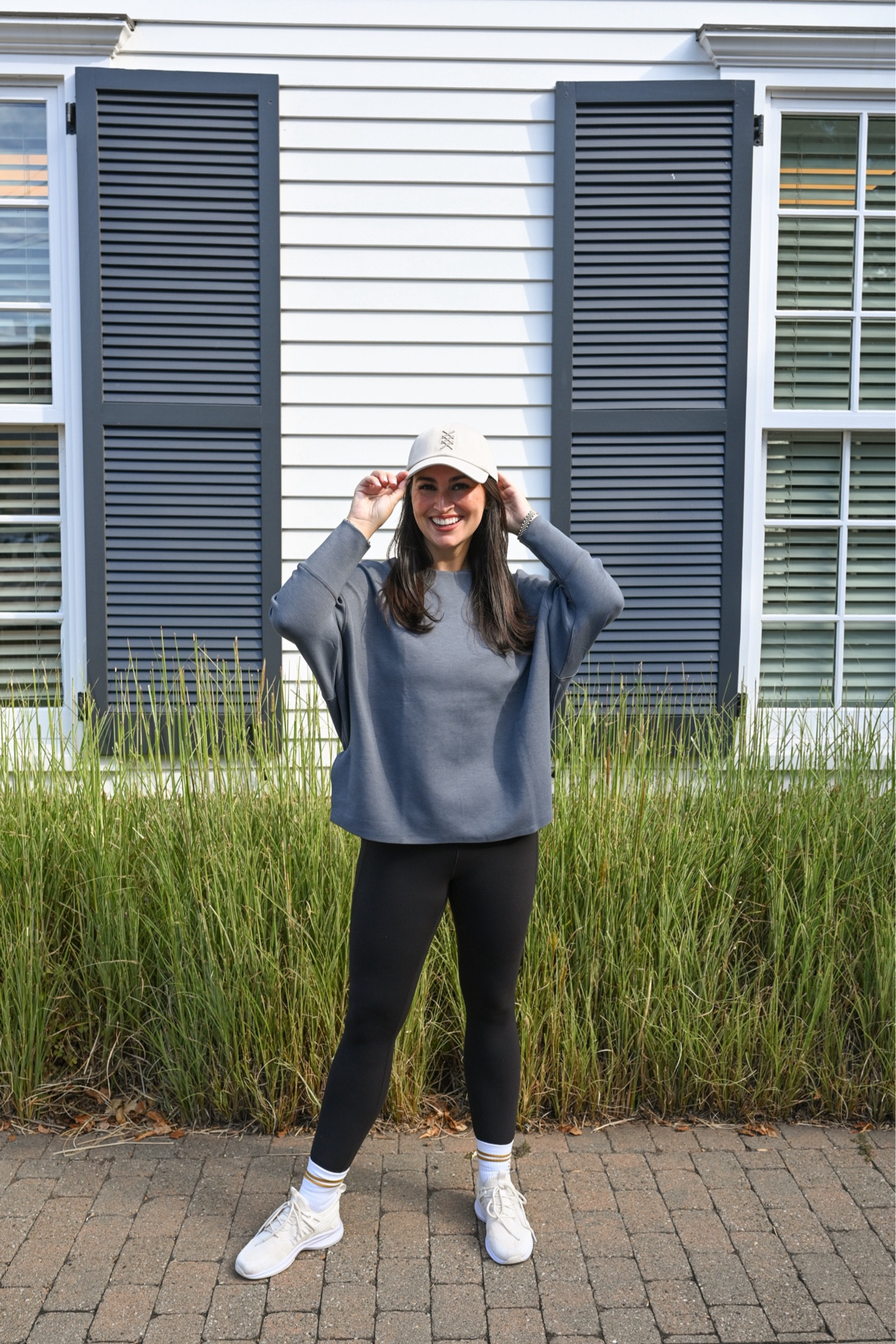 Weekend wear ☕️ use BARNES20 for 20% off your first order with Rhone! 