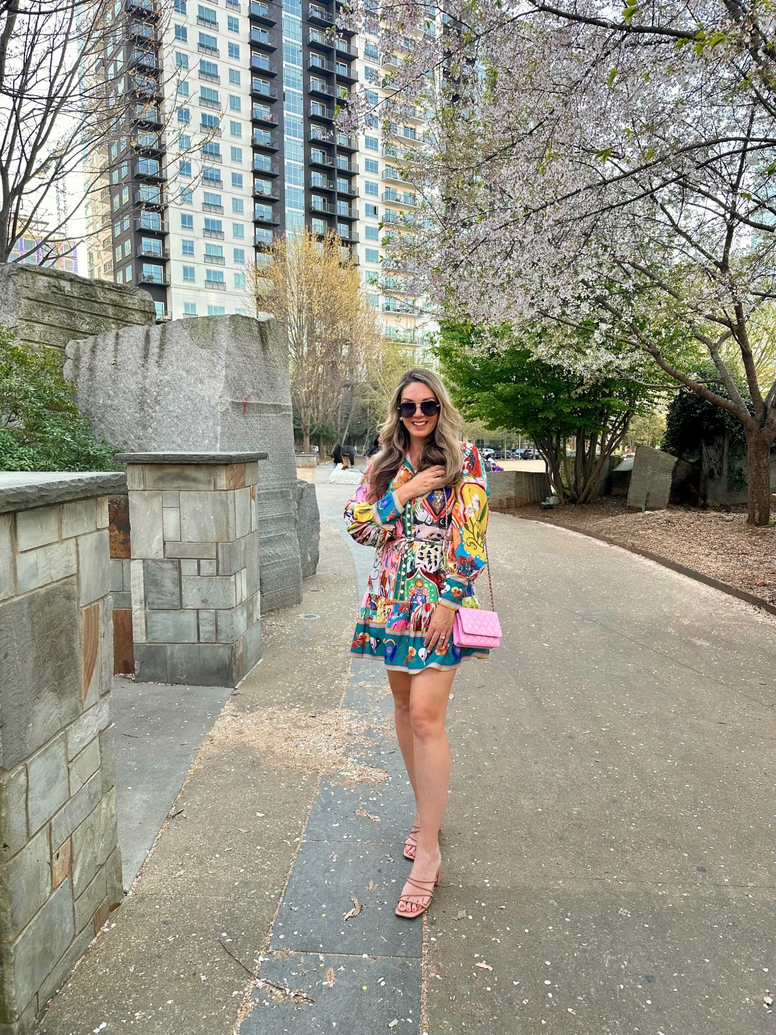 First weekend of spring! How cute is this Chanel bag I’m borrowing from Vivrelle this month?! A serious dream bag of mine! Use code KelseyPatterson to get your first month free at Vivrelle 🙌💕   

#LTKSeasonal #LTKTravel #LTKootd