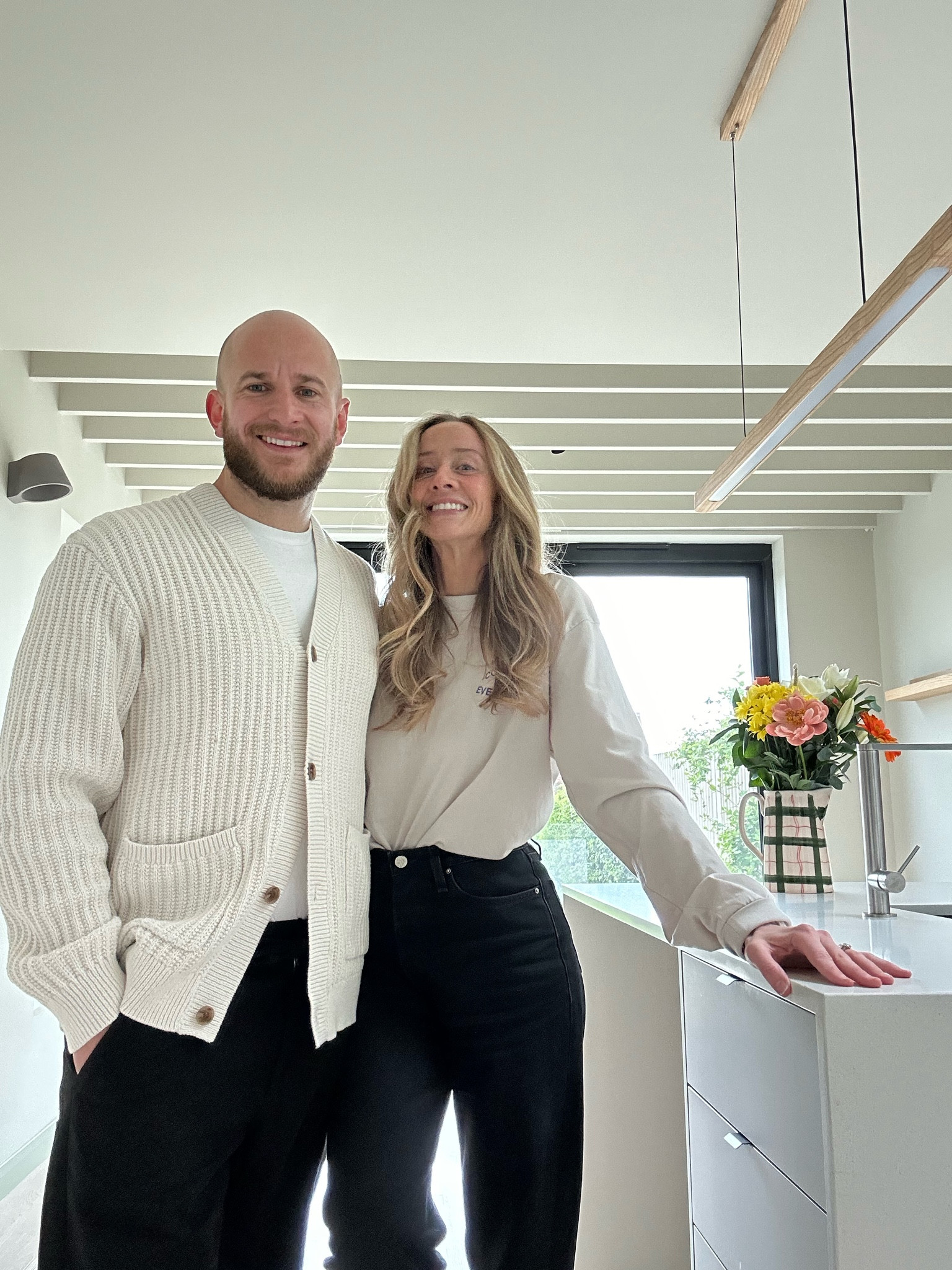 Jeans and tee! 

Toteme, Arket 

#LTKeurope #LTKsummer #LTKuk