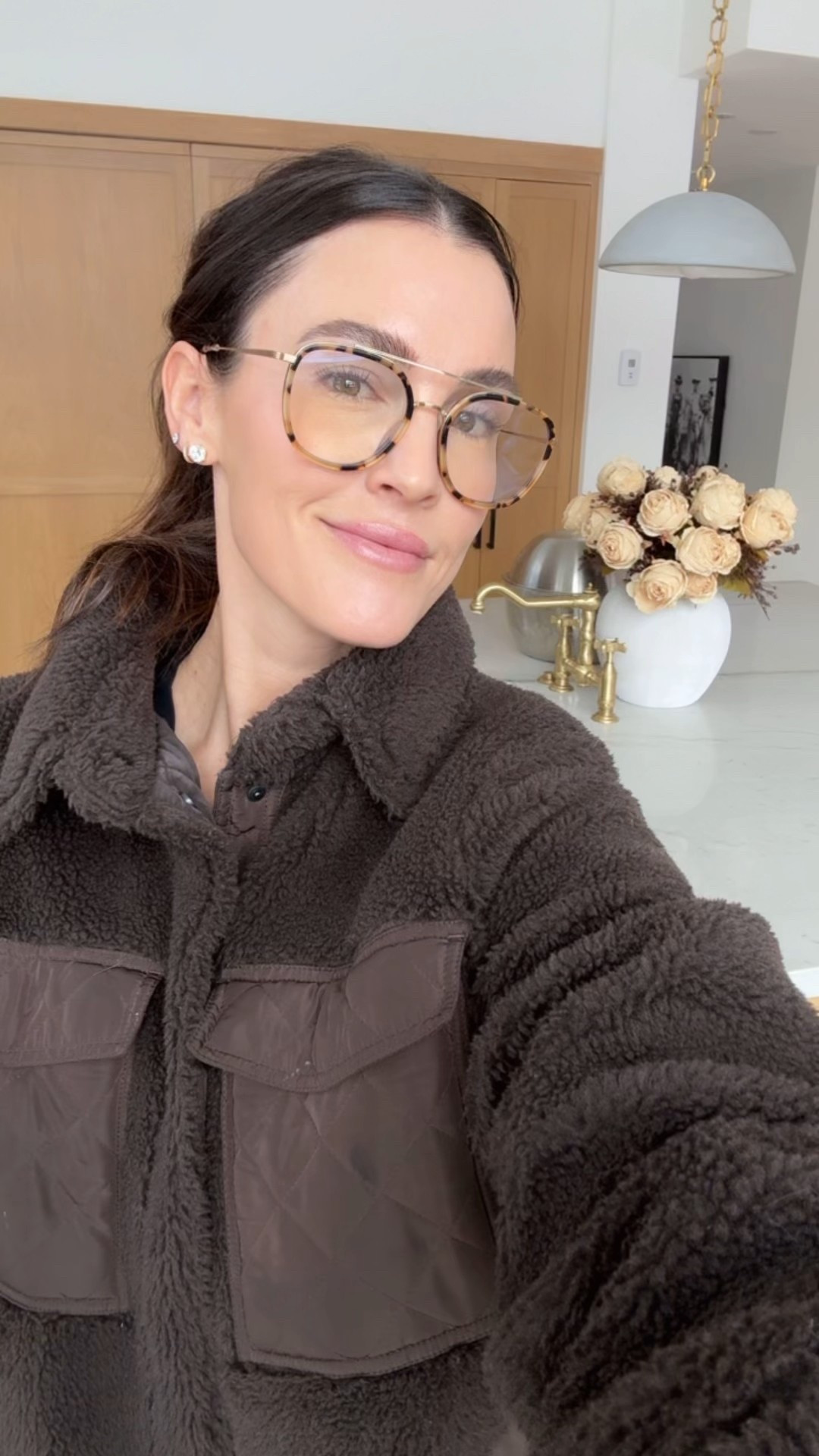 Blue light blocking glasses and my favorite brown teddy shacket 🤓🐻

Wellness
Cozy winter outfit 

#LTKSeasonal #LTKselfcare