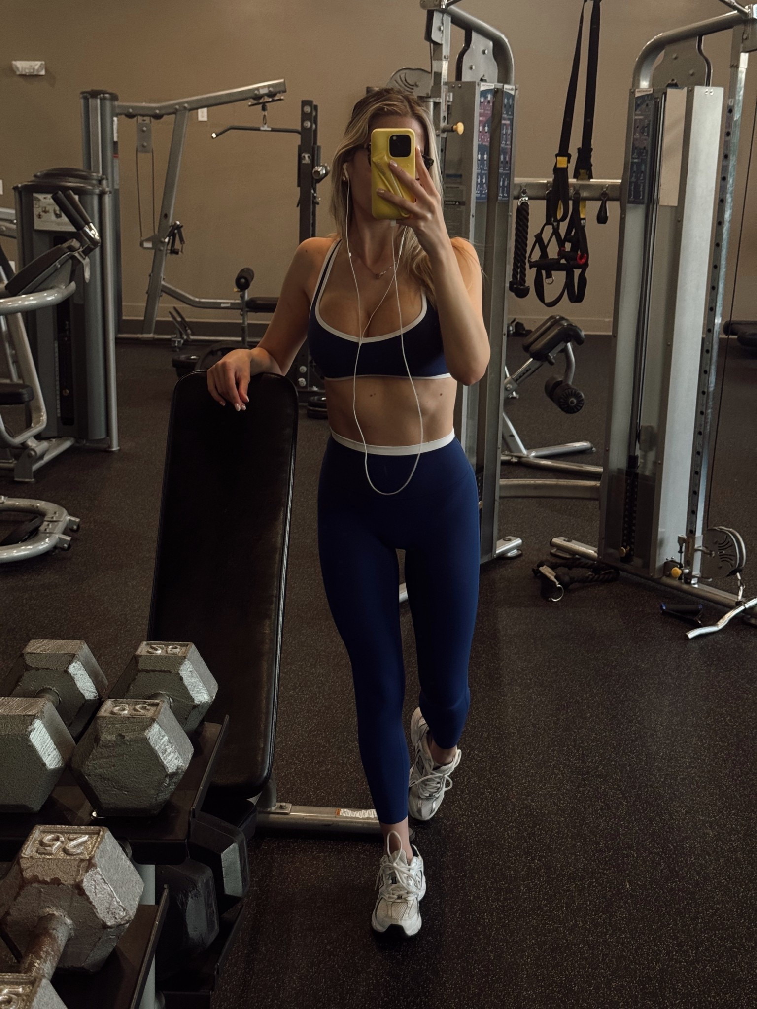 Size S top and bottom 
#LTKFIND

#LTKfitnessgoals #LTKFindsUnder100 #LTKActive