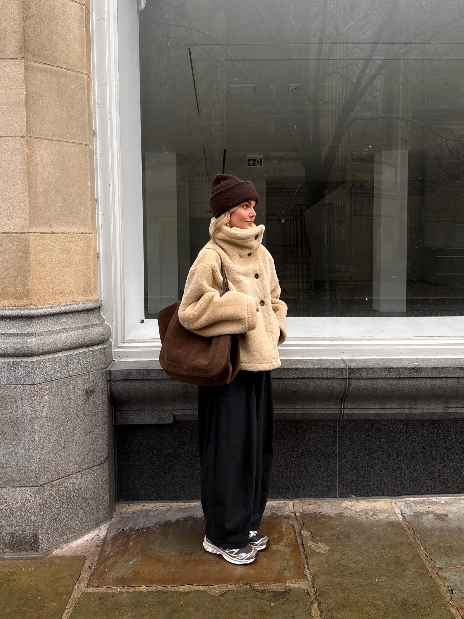 Dress down Friday; we love a cosy fit 🧸 
.
.
.
winter styling, cosy outfit, everyday style, minimal style 

#LTKuk #LTKeurope #LTKwinter