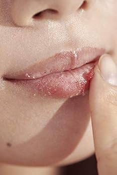 Henné Organics Lip Exfoliator - Natural and Organic Sugar Scrub - Nordic Berries | Amazon (US)