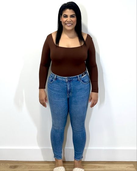 These are the Abercrombie curve love super skinny ankle jeans!! I feel like skinny jeans will make a comeback soon. I am wearing a size 32, there is a lot of stretch and they fit great. 

#LTKStyleTip #LTKMidsize #LTKFindsUnder100
