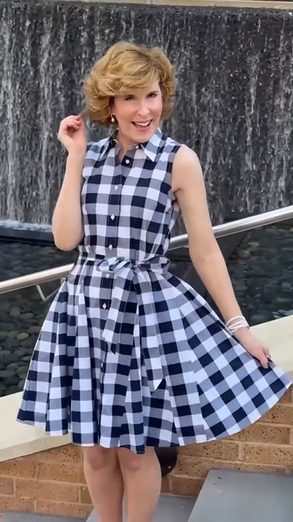 Blue and white and feeling just right for Summer 🇺🇸

Tell me this isn’t the sweetest little look… it’s crisp, classic, and just feels happy the second you put it on.
💙🤍💙
This sleeveless poplin dress brings that perfect mix of structure and ease. It’s polished enough for all the patriotic holidays, but classic enough that you’ll be reaching for it all summer long (and honestly… well beyond that).

The all-cotton poplin is soft and breathable, the button placket and collar keep it tailored, and the tie waist gives it that flattering shape. And yes, it has pockets (always a win).
👍🏻👏🏻
I paired it with navy patent sandals and pearl accessories for a clean, timeless finish.

It’s 40% off right now, which makes it even more fun!