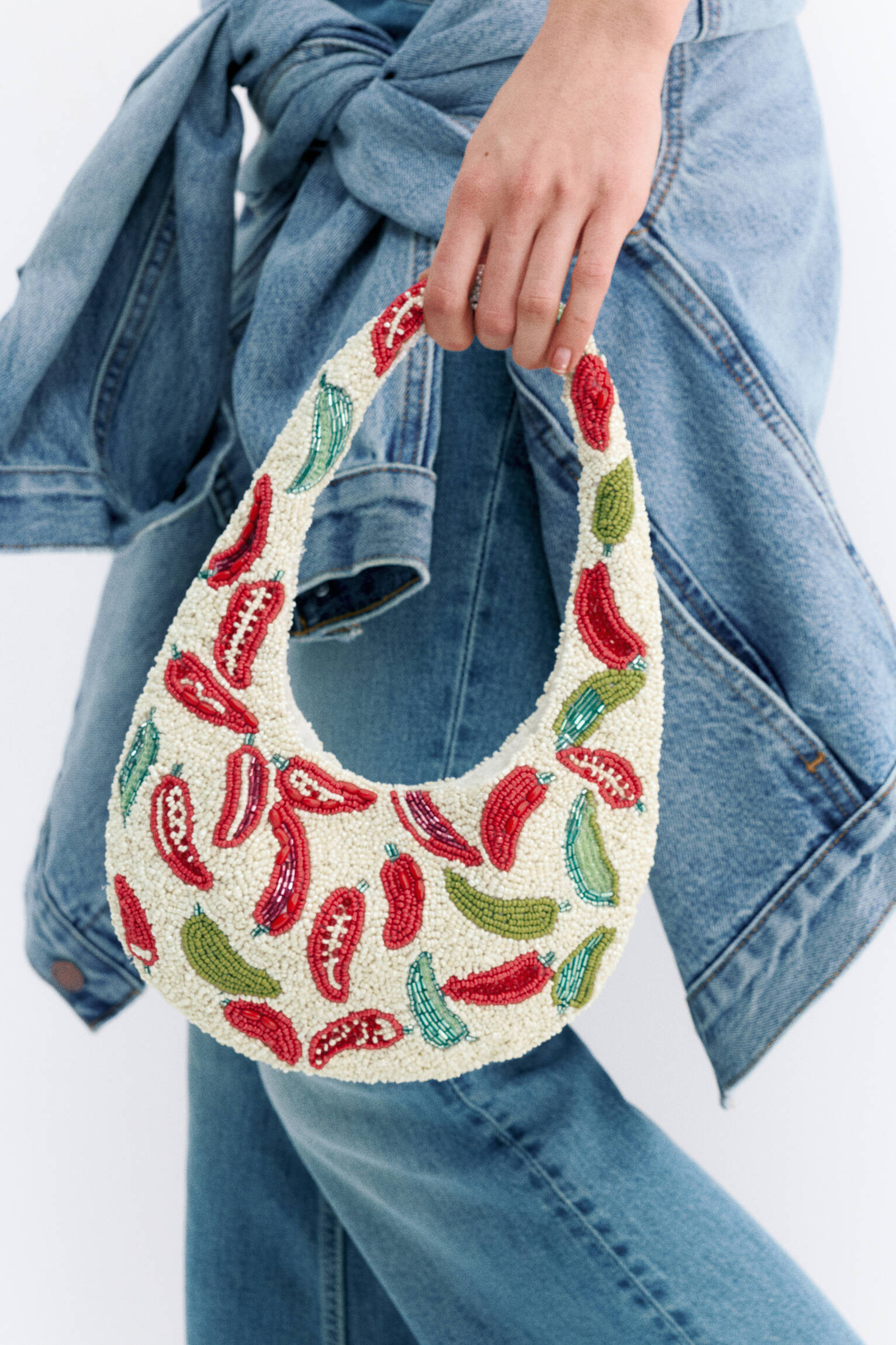 Beaded shoulder bag | Pull&Bear United Kingdom | PULL and BEAR UK