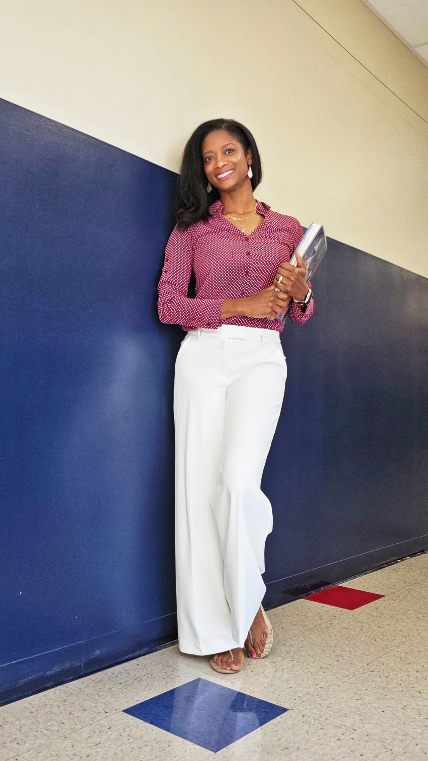 Happy Friday! 🍃 September is here which means fall is on the horizon. Wide leg trousers, even in white, are great for early fall. ** #teacherootd #teacherstyle #fall2026

#LTKOver40 #LTKWorkwear