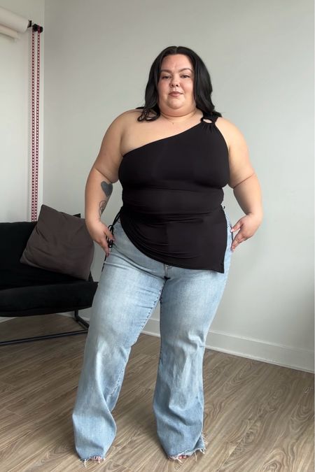 My favorite Judy blue jeans wearing a size 18! (I usually wear a size 20, but these jeans are so stretchy)
My top is from What Lo Wants (can’t link here)

#LTKstyletip #LTKplussize #LTKmidsize