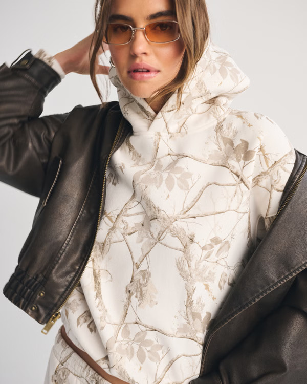 Women's Sunday Hoodie | Women's | Abercrombie.com | Abercrombie & Fitch (US)