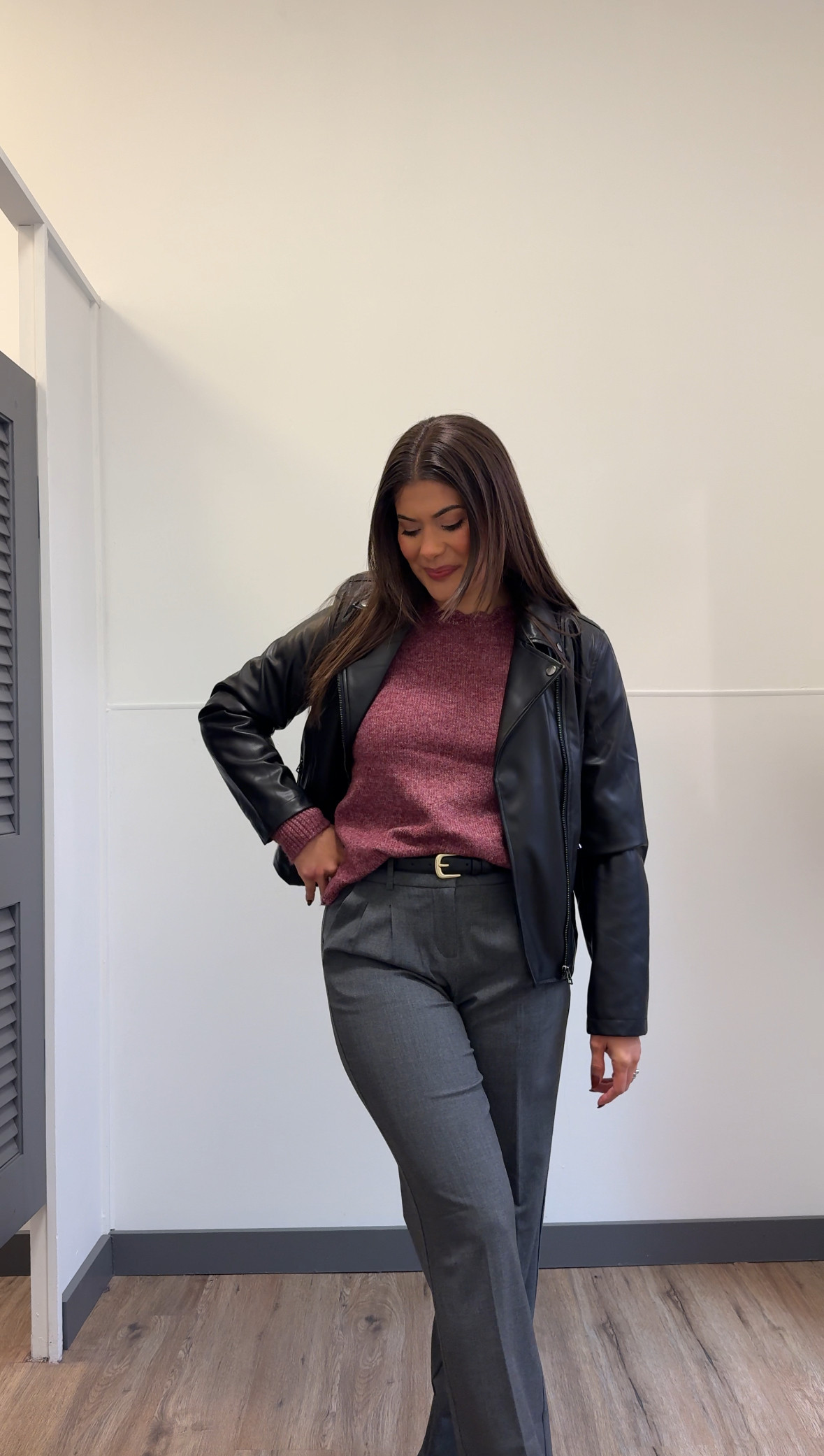 2 ways to style a sweater perfect to fall outfits, workwear or everyday casual wear 

#LTKWorkwear #LTKStyleTip #LTKFindsUnder50