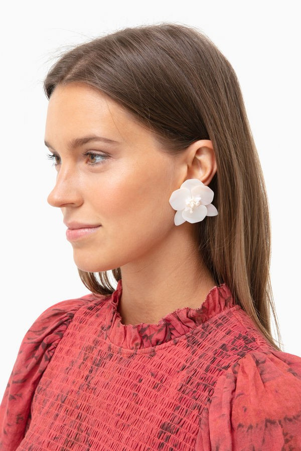 White Peony Earrings | Tuckernuck