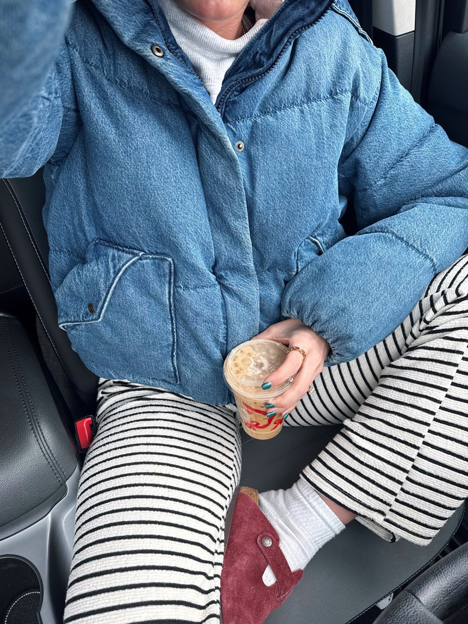 This puffer >>> I love denim ⛷️ got a size Medium!

#LTKootd