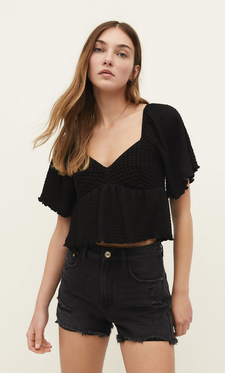 Ripped denim shorts | Stradivarius (UK)