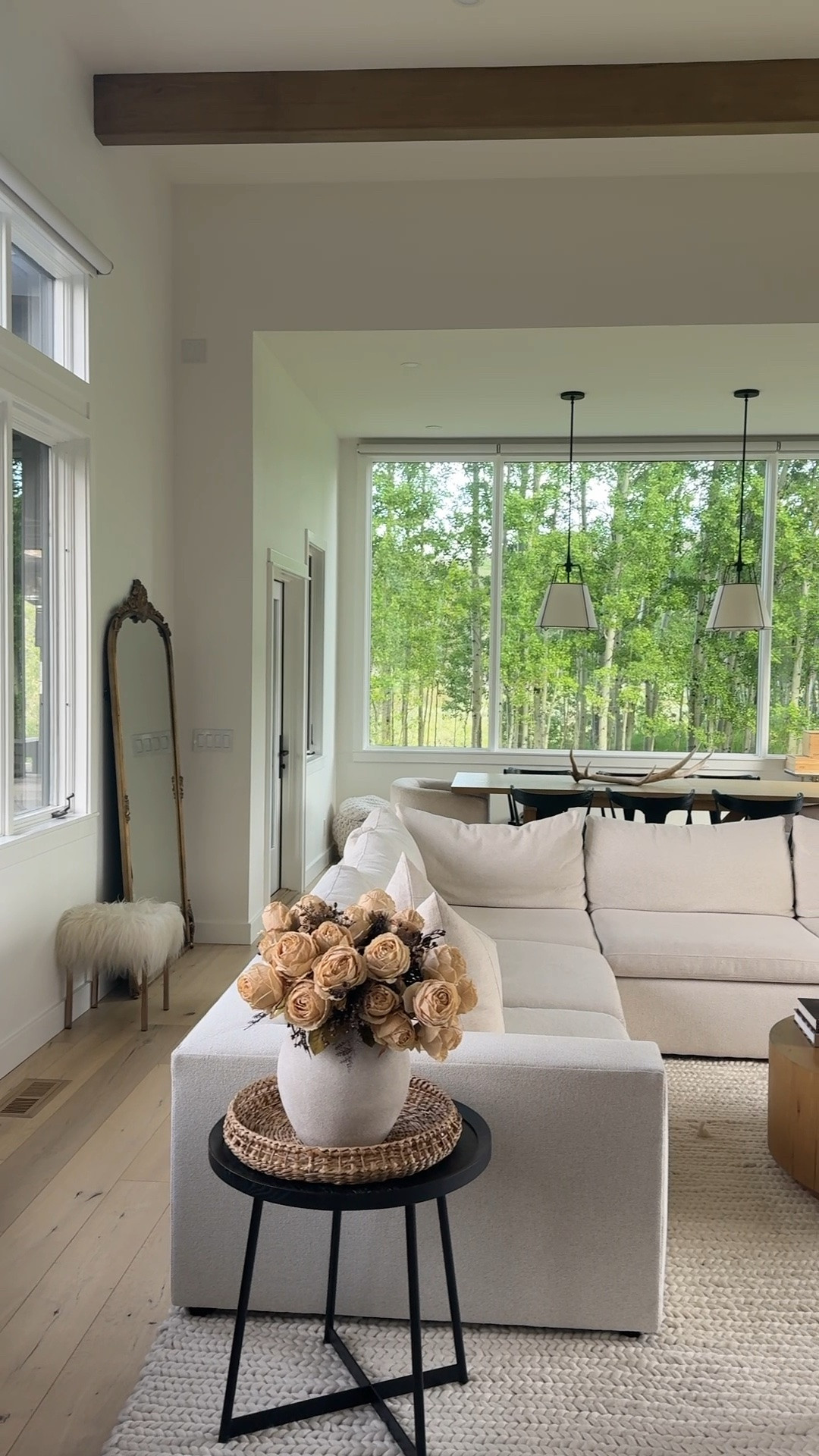 Living room details🤍 cozy neutral home decor

#LTKHome