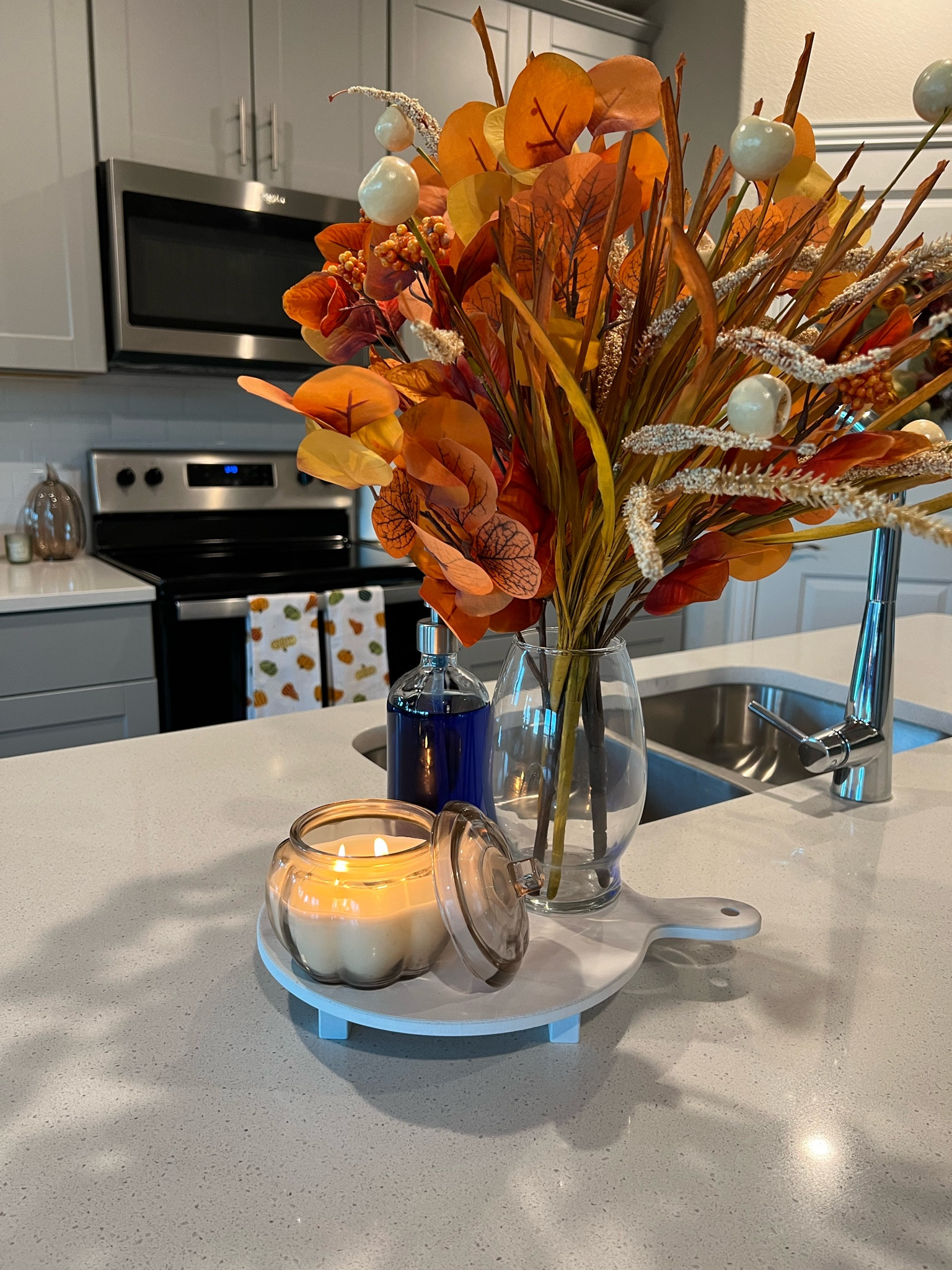 Fall kitchen decor 🍂🧡

#LTKSeasonal #LTKhome #LTKunder50