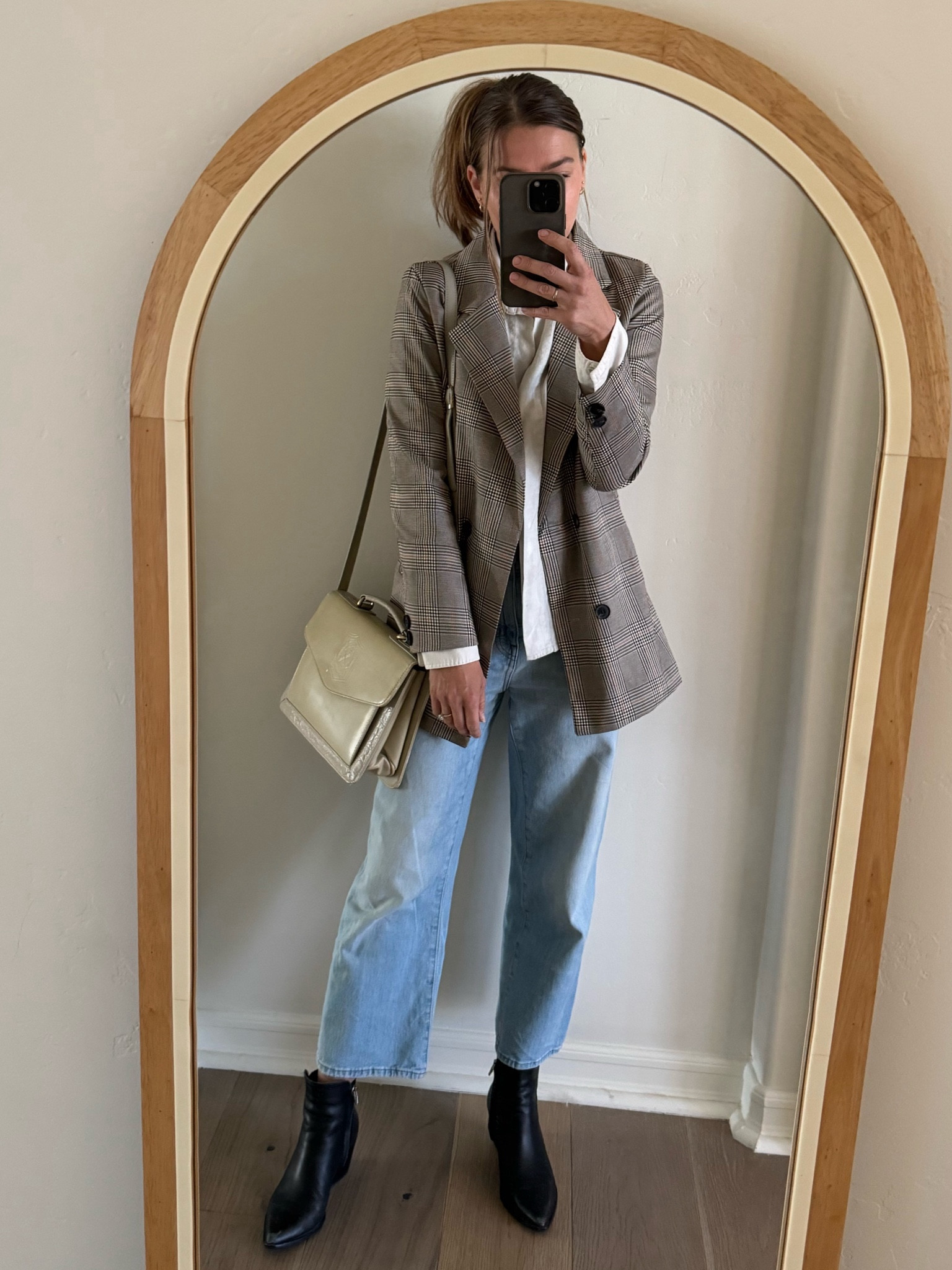 Season of plaid and layers !
Madewell sale on denims!

#LTKCyberSaleES #LTKCyberWeek #LTKstyletip