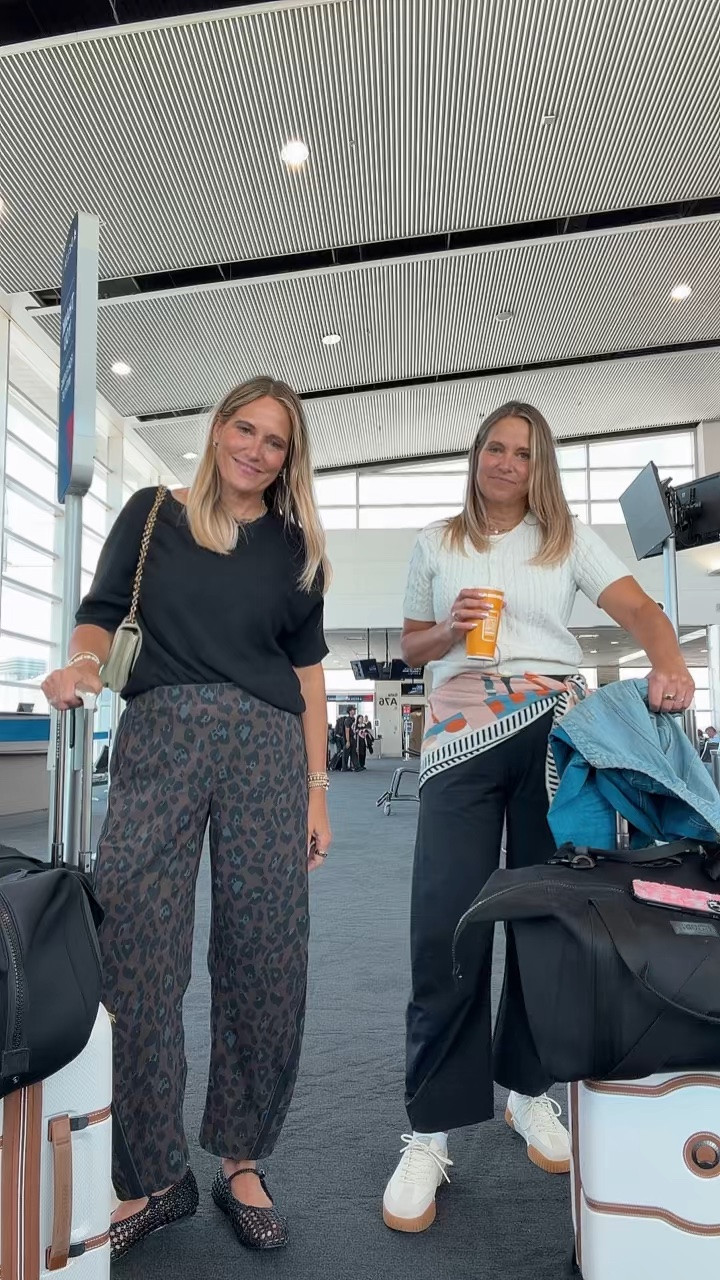 Double trouble. Double fav pants!

#LTKOver40 #LTKootd #LTKTravel