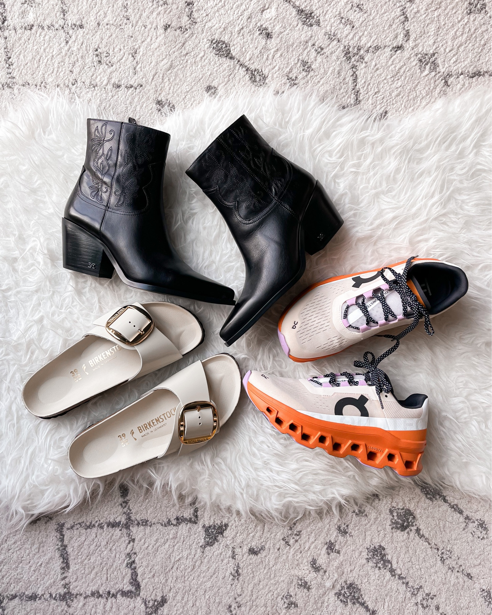 What I bought from the N Sale ✨ Everything fits true to size 

Booties, Nordstrom sale, sneakers, on cloud sneakers, sandals, Birkenstocks, Birkenstock sandals

#LTKFind #LTKSeasonal #LTKxNSale