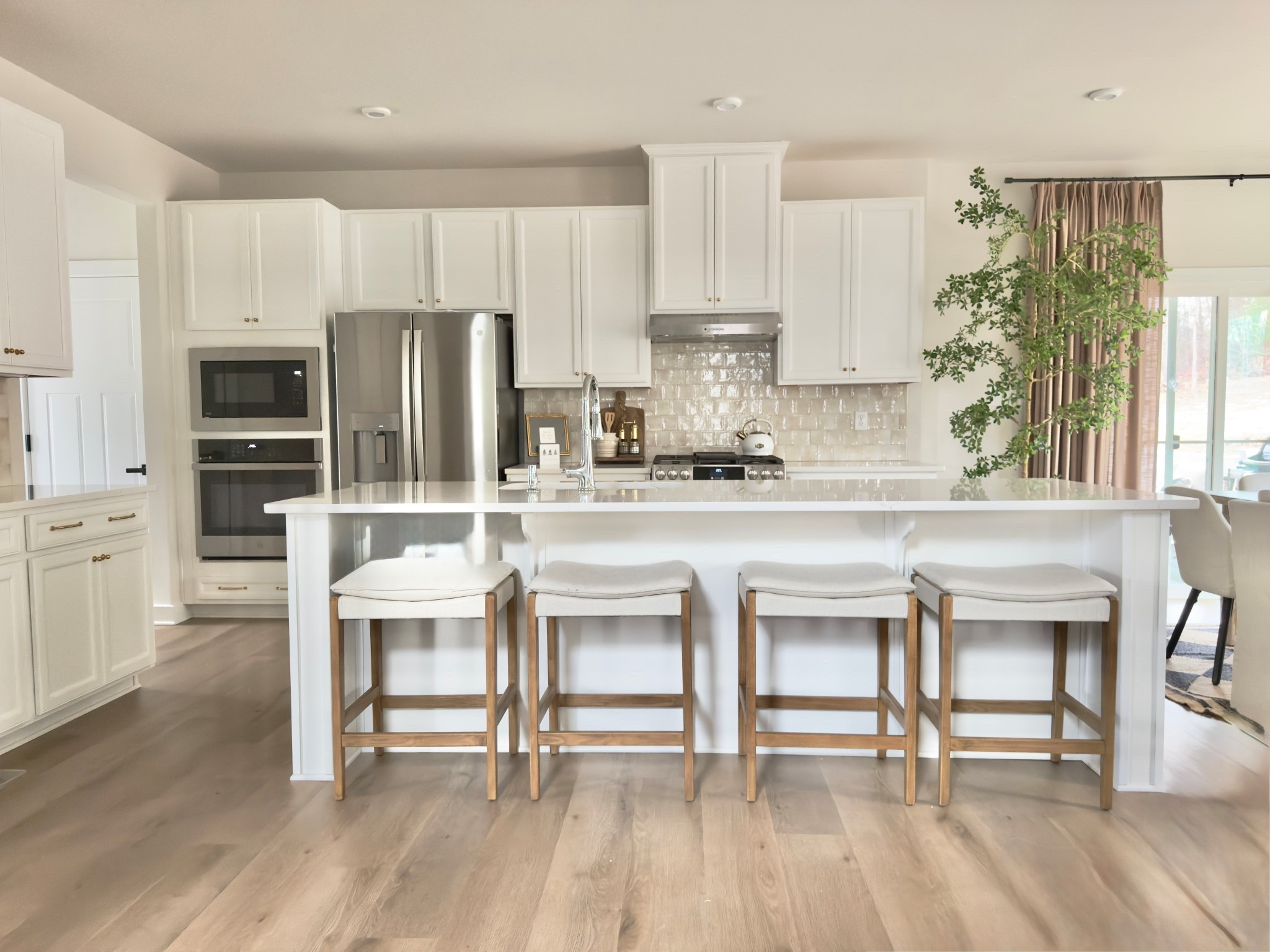 Obsessed with these counter stools for my kitchen island!!

#LTKHome