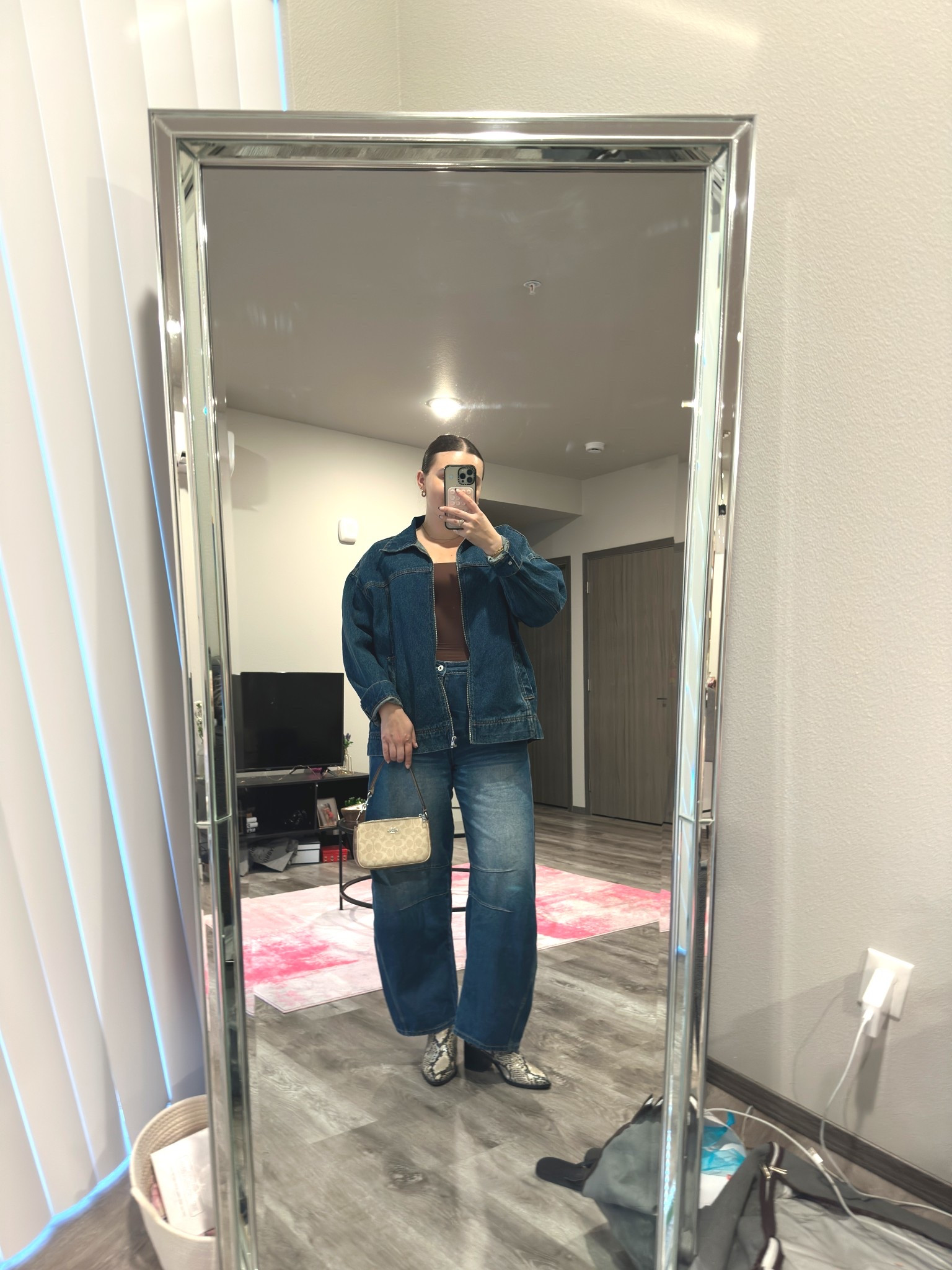 Midsize girl approved date night outfit! Perfect for an Italian dinner 🥰

#LTKMidsize #LTKSeasonal #LTKFindsUnder100