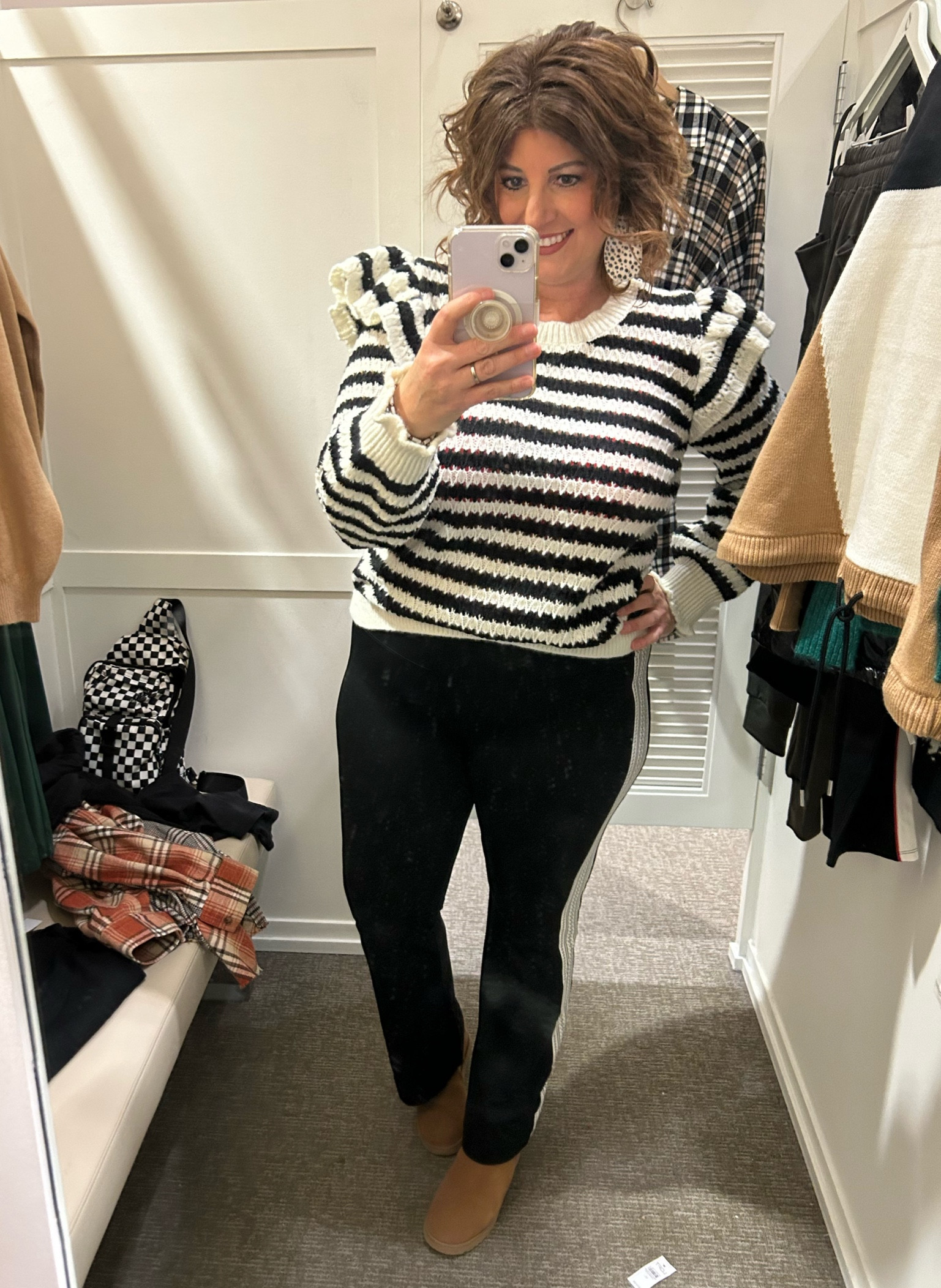 Cutest ruffle puff sleeve sweater!!! Wearing size xl in both leggings & sweater for reference.

#loft #loveloft #loftstyle #loftoutfit #varsitystripe
#salefinds

#LTKsalealert #LTKmidsize