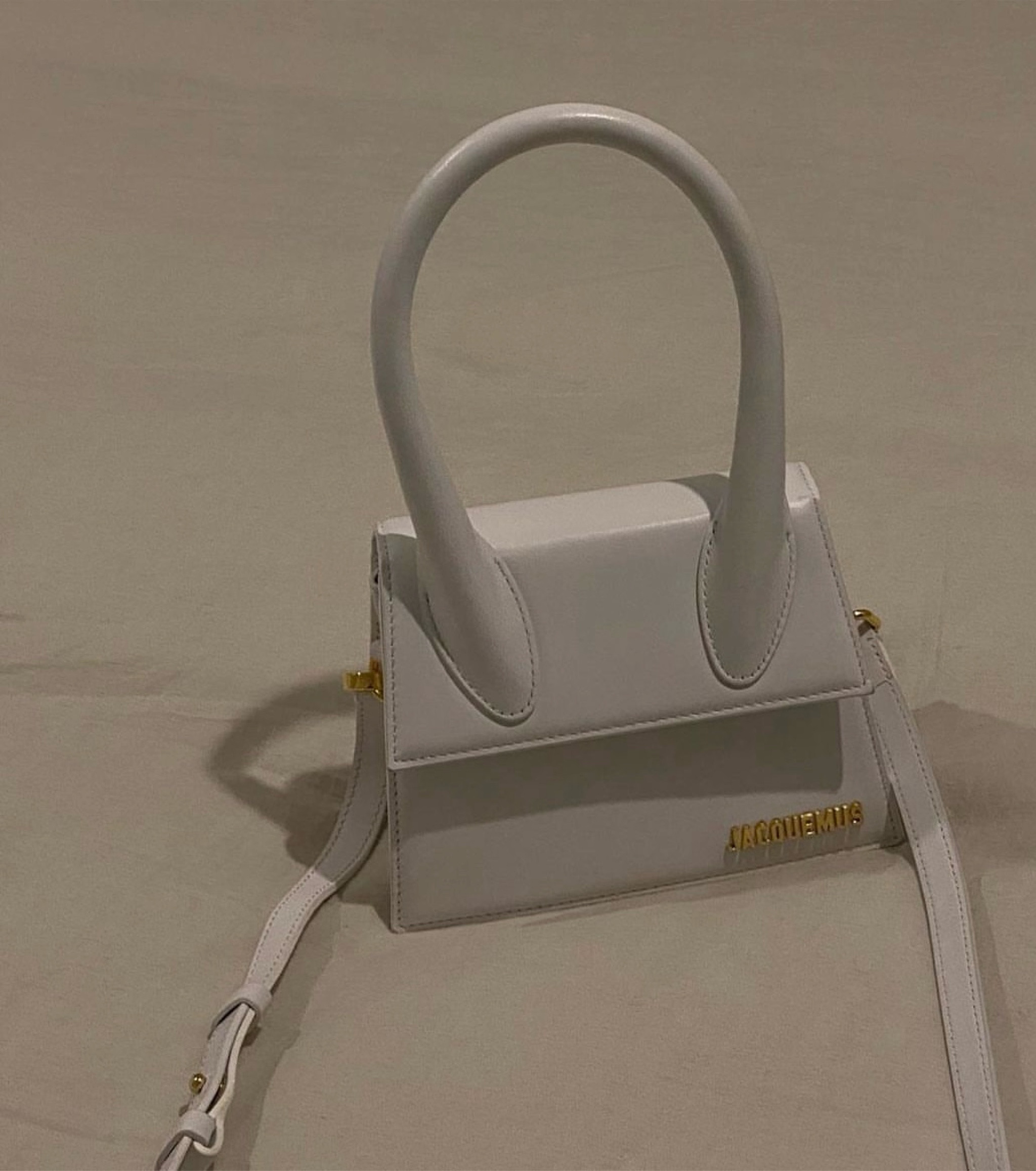 The Jacquemus Mini Bag in White, Timeless Elegance 💍🪷

#LTKItBag #LTKU #LTKStyleTip