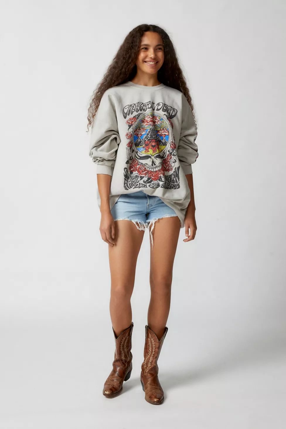 Grateful Dead Skull Pullover Sweatshirt | Urban Outfitters (US and RoW)