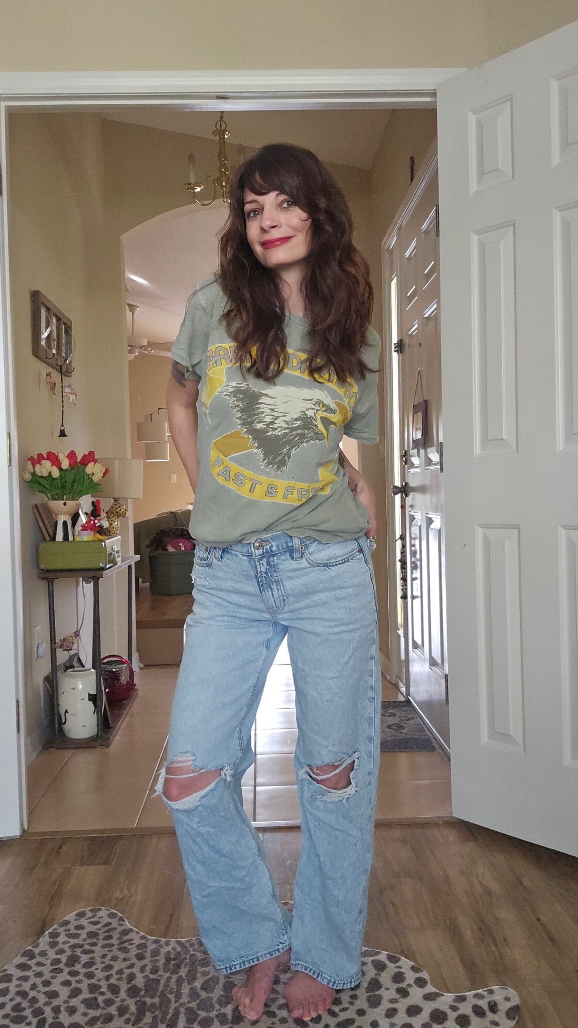 Love a graphic tee! This one’s sold out, so I’m linking similar.

#LTKPetite #LTKOver40