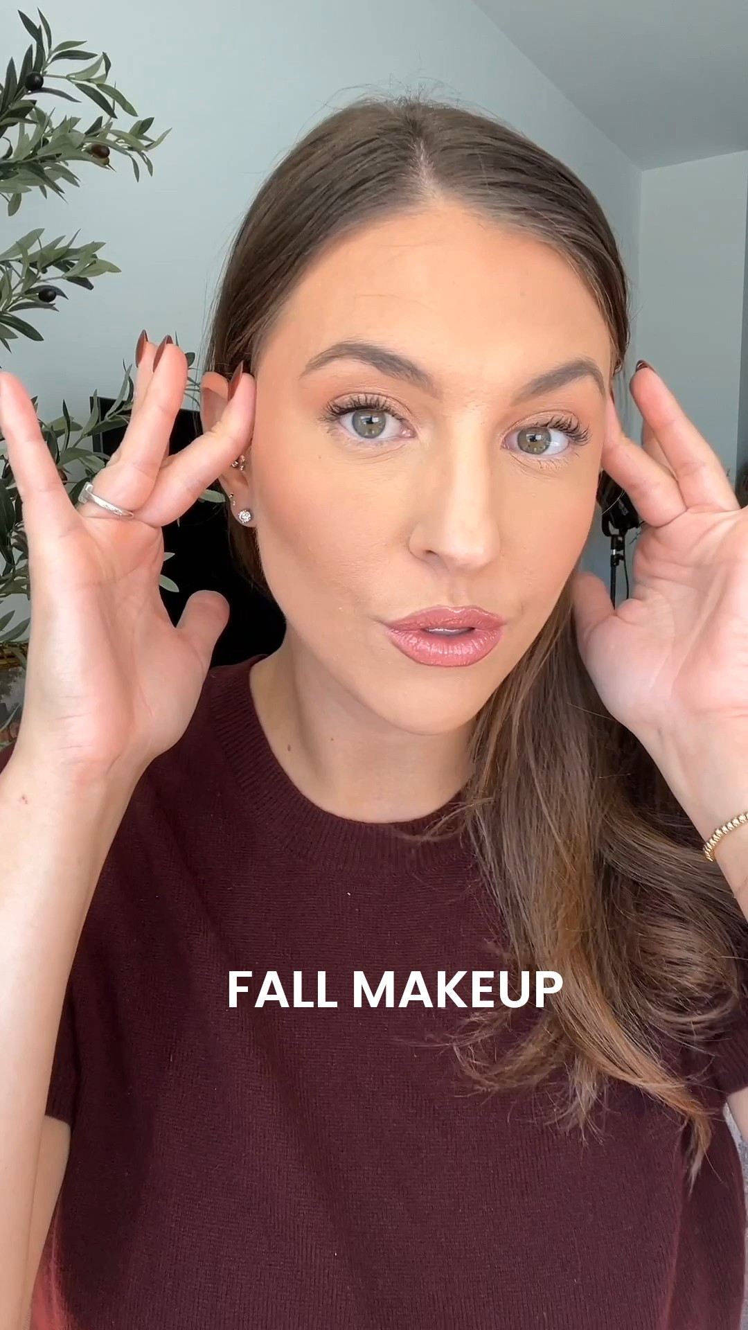 My everday fall makeup routine! Using drugstore foundation 😱👌🏼


Fall makeup / everyday makeup : makeup routine / simple makeup / beauty/ lipstick / 

#LTKBeauty #LTKSeasonal #LTKFindsUnder50