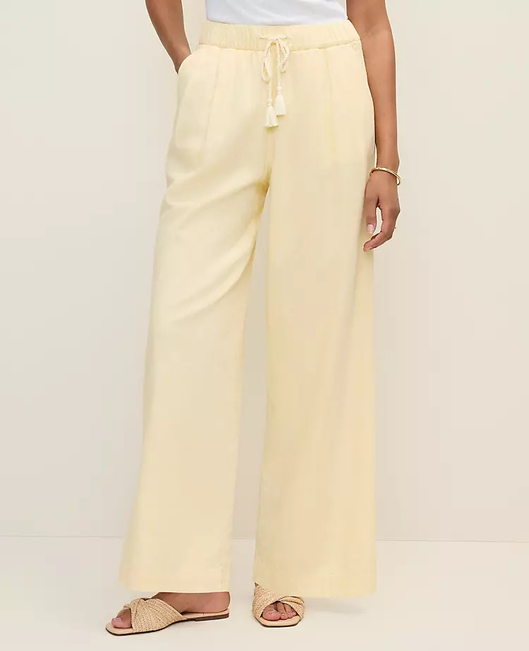 Weekend Collection Easy Fit Wide-Leg Pant in Linen Blend | Ann Taylor