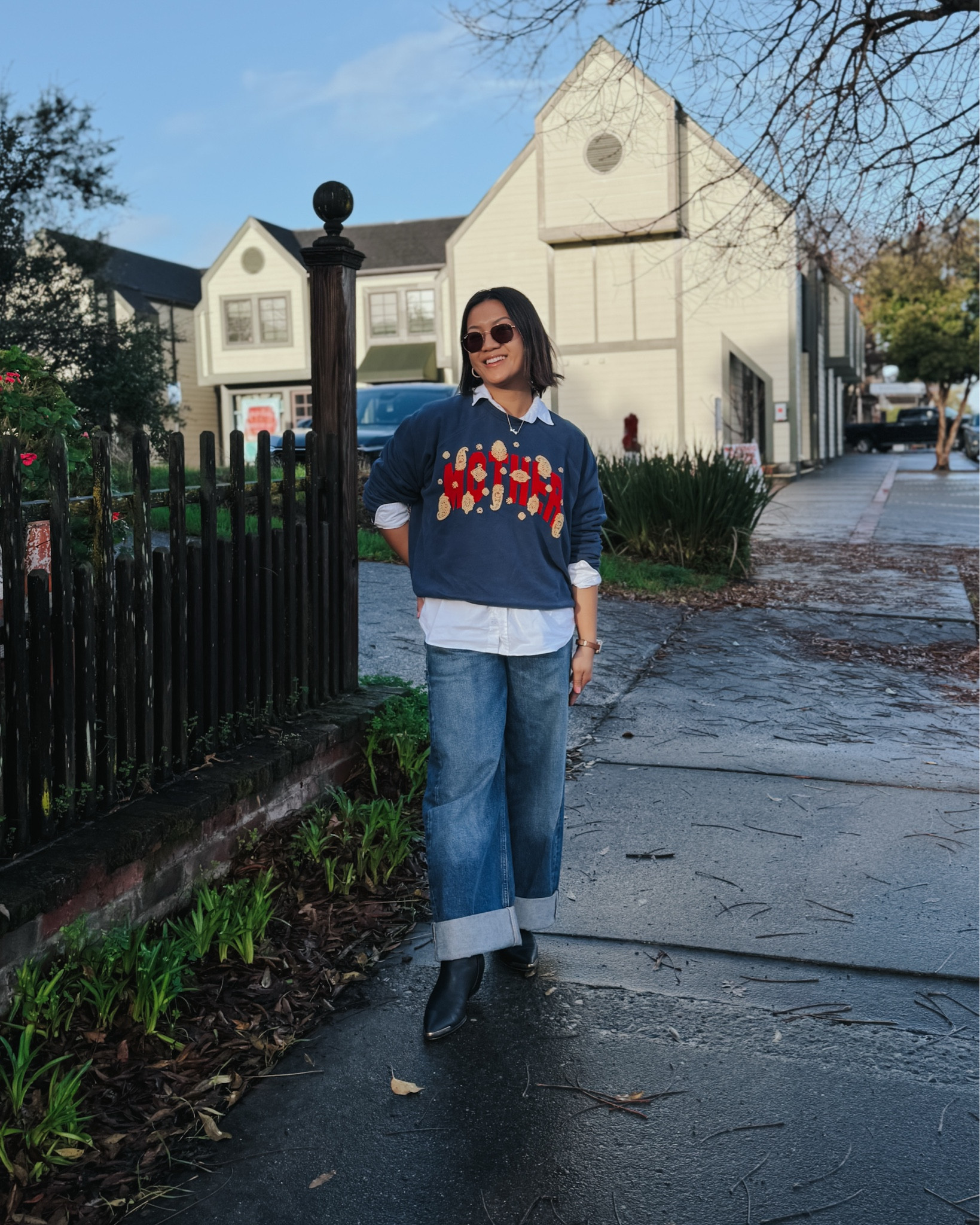 A few recent favorite looks 🖤. During these colder months, I love full length jeans. Big plus is appearing taller (5’1” shorty) and they polish up any look 👖✨

When you’re shopping for petite-friendly jeans, pay attention the inseams and if the jean style can be cut or hemmed without losing the drama of the jean. Wide and straight leg jeans are ideal to cut or hemmed.

——— Outfit details on my LTK ———

🖤 I love sharing simple ways to style and elevate everyday core basics. I hope to inspire you to fall back in love with what’s already in your closet and help you discover pieces you’ll love to have in your daily wardrobe 🖤

Petite outfit style inspo ideas . Capsule wardrobe . Versatile outfits . Style tips 

#petitestyle #howtostyle #outfitsdaily #wardrobestylist #bayareabloggers #styletip #denimstyle #wideleg #baggyjeans 

#LTKWorkwear #LTKStyleTip #LTKShoeCrush #LTKStyleTip #LTKWorkwear #LTKShoeCrush