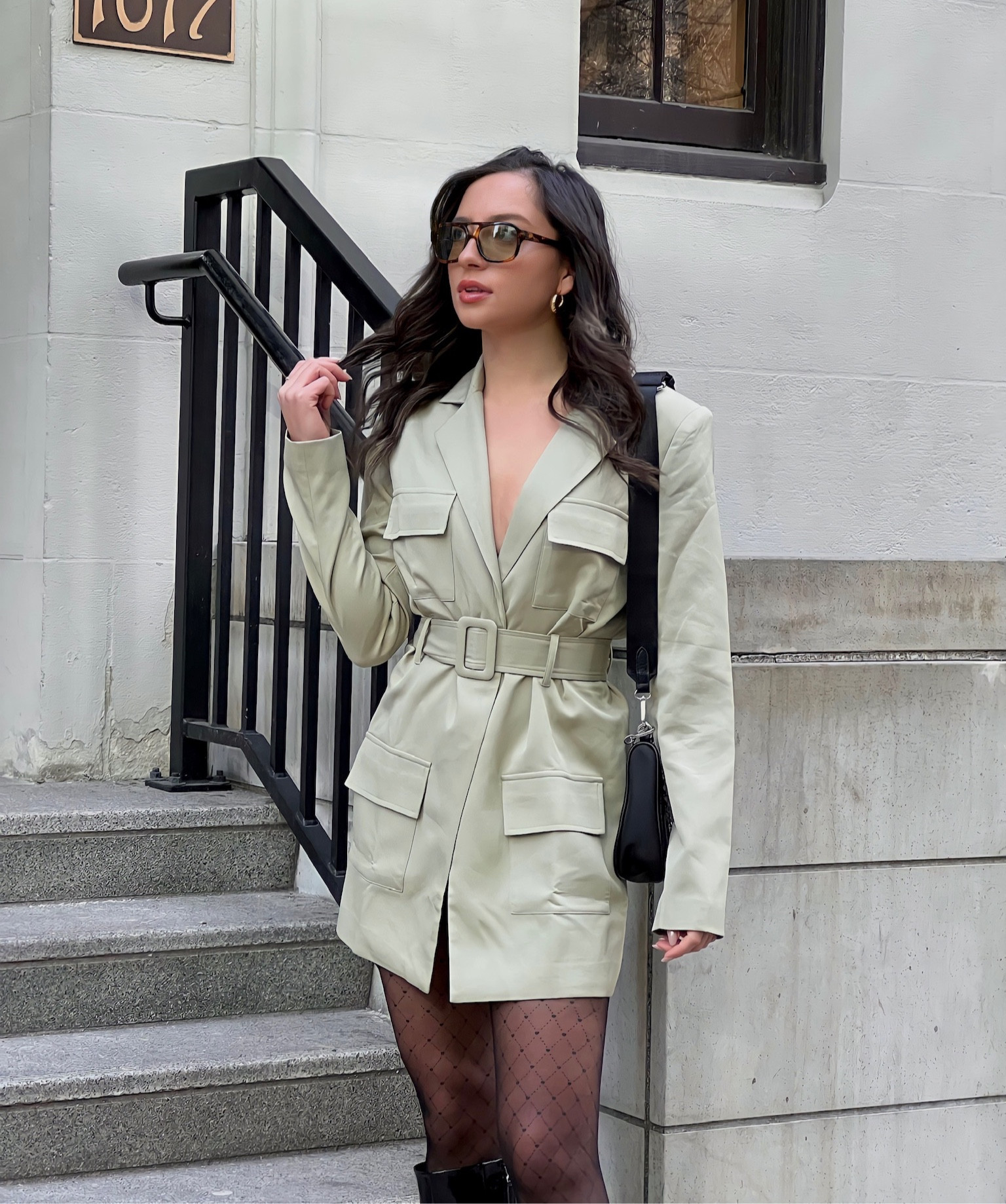 first signs of fall 🍁

the secret to level up your outfit: accessories, a pair of sunglasses and a cute purse makes everything looks well put together. this dress is my cozy go-to for the season’s beginning 



#LTKSeasonal #LTKstyletip