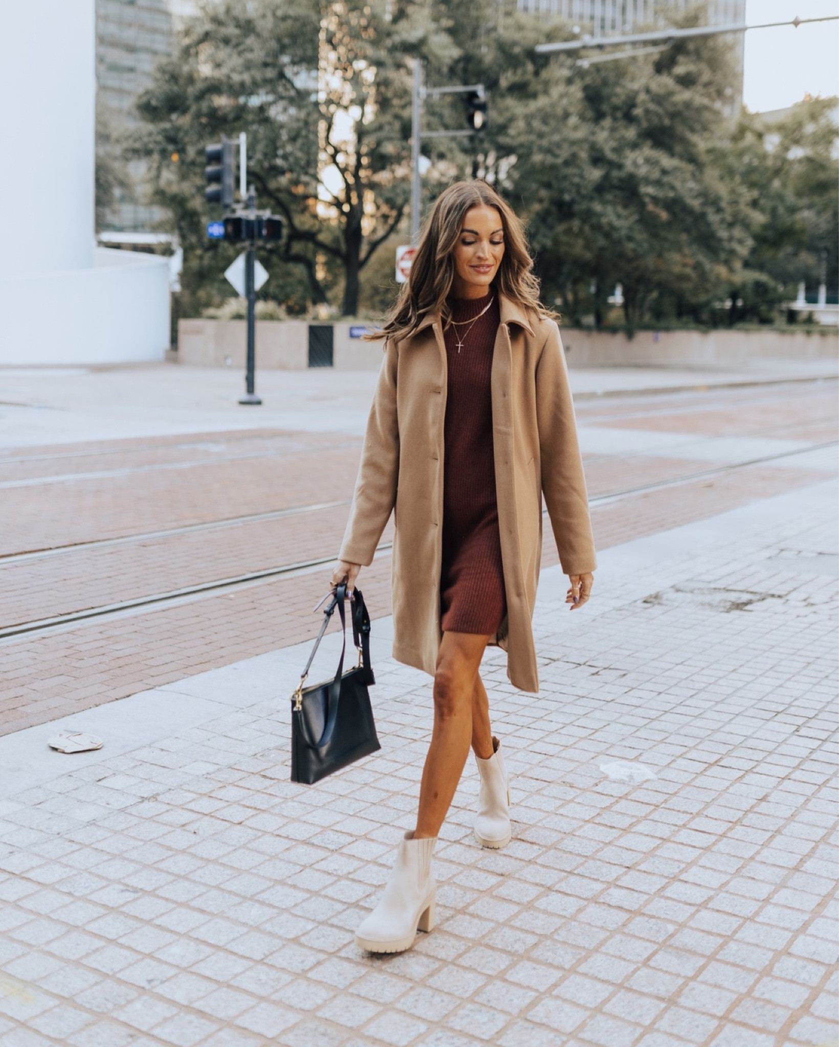 @abercrombie coat is under $170 this weekend only!! 

#LTKSeasonal #LTKstyletip #LTKsalealert