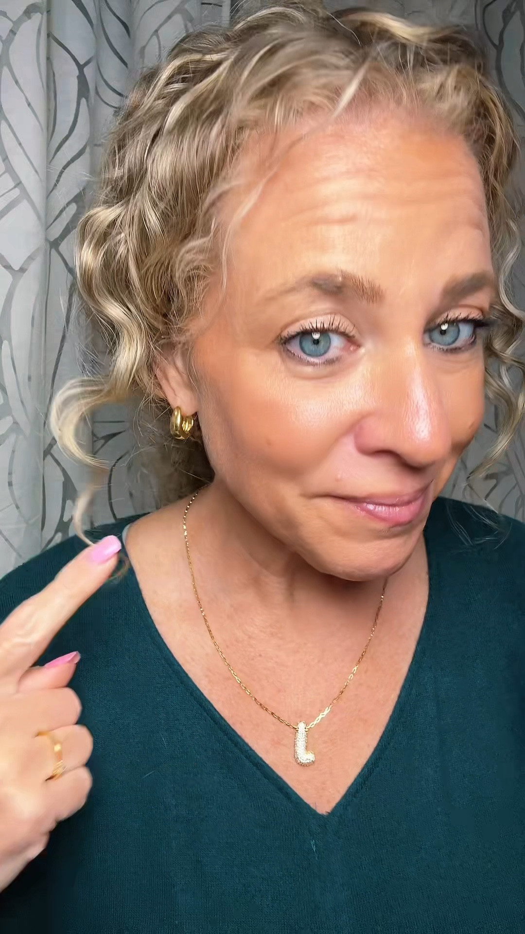 Luxury looking earrings but doesn't break the bank. Brandy Chunky Dome Earrings that will not irritate your skin. #evryjewels
#evryjewlschunkydomeearrings #ChunkyEarrings
#JewelryTrends #Everydayearrings #TrendyFinds #MustHaveJewelry

#LTKStyleTip #LTKOver40