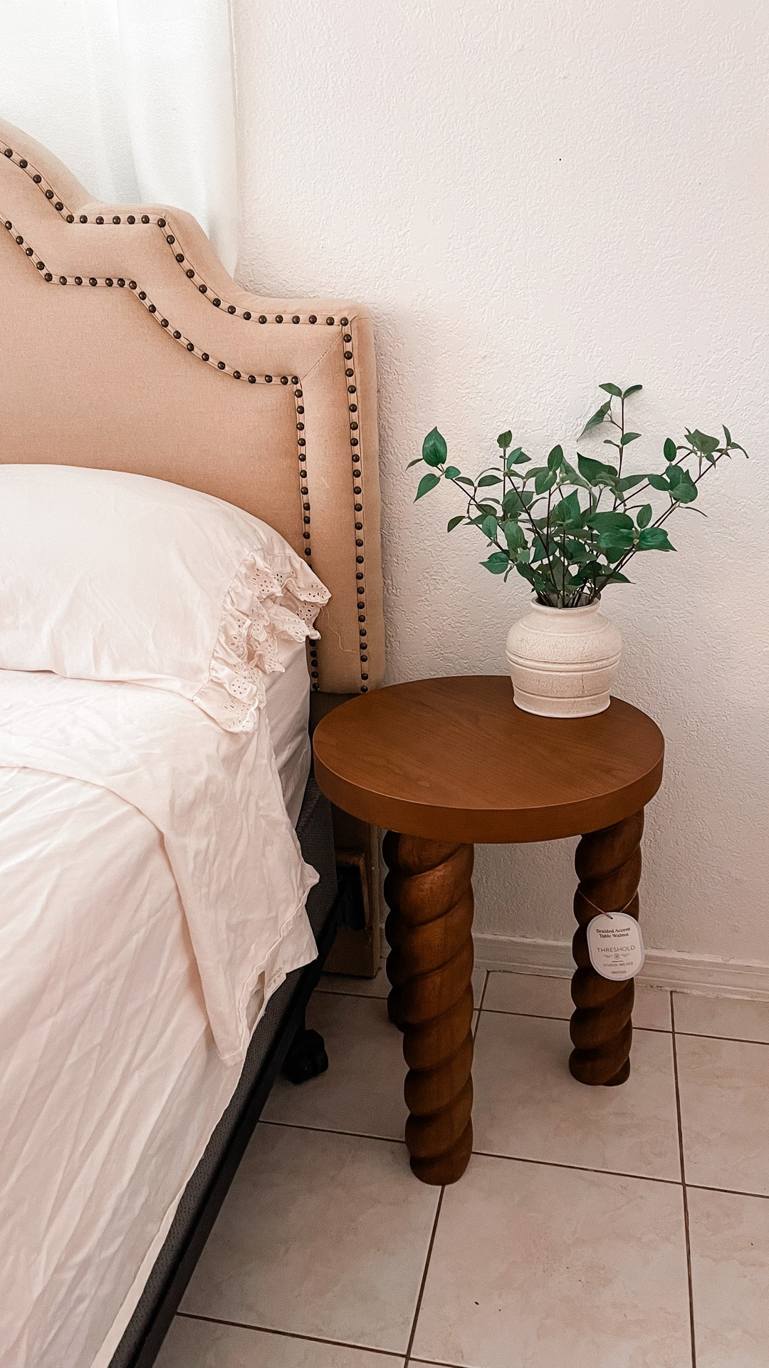 Bedroom makeover with some home clearance finds from Target! #clearance #target

#LTKSaleAlert #LTKHome #LTKvlog