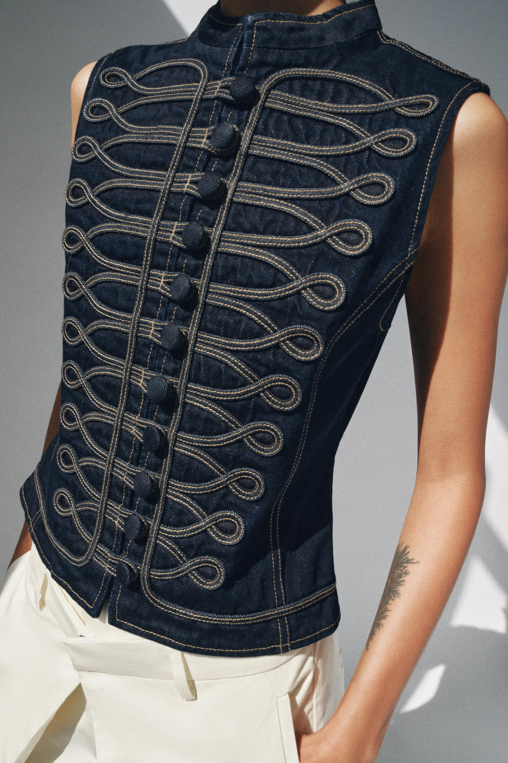 ZW COLLECTION TOPSTITCH FIREMAN CLASP DENIM VEST | Zara US