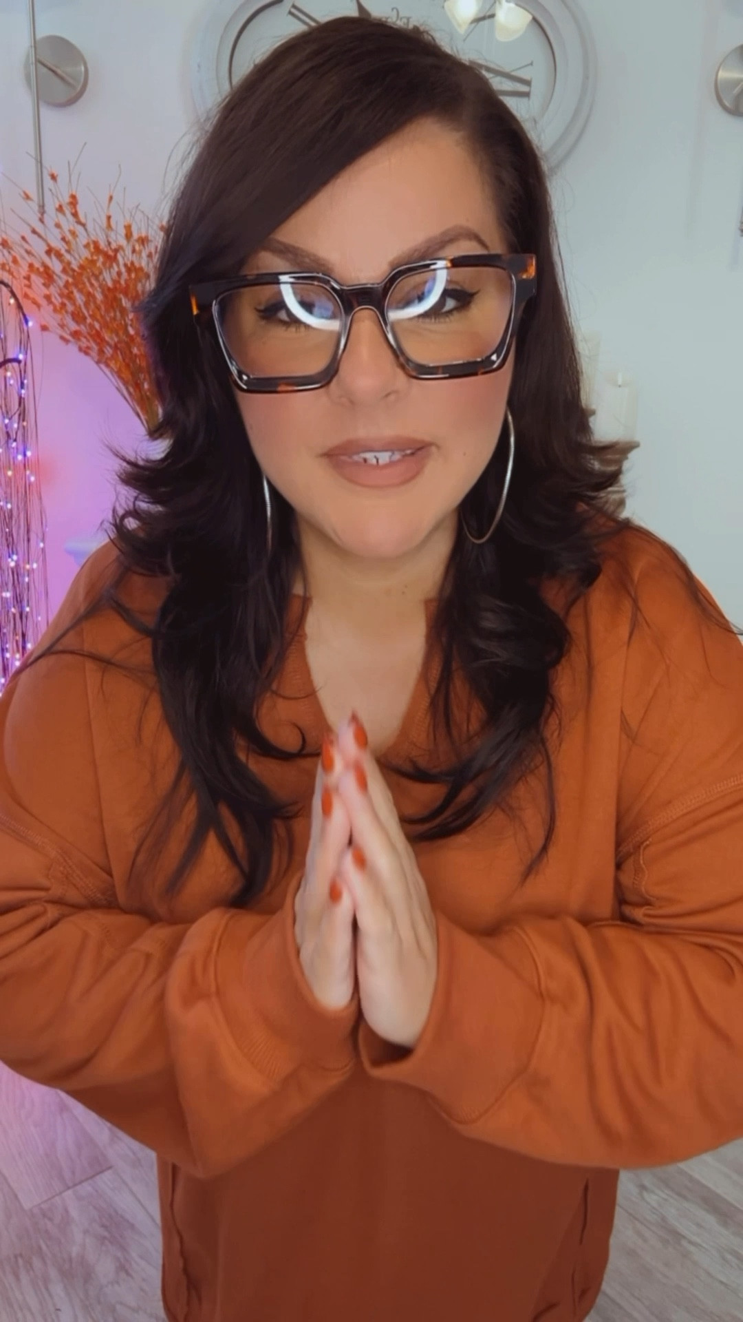 Comfy, cute, and totally on trend 🍂 This oversized sweatshirt is the must-have 2025 fall piece soft, relaxed, and perfect for that cozy street-style vibe. Pair it with leggings or jeans for an effortless look!

#LTKFallFashion #OversizedStyle #LTKTrendyLooks

#LTKFindsUnder50 #LTKStyleTip #LTKOver40