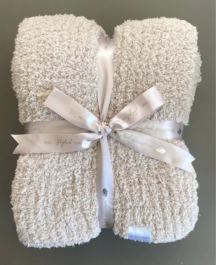 Dream Buttery Blanket | The Styled Collection