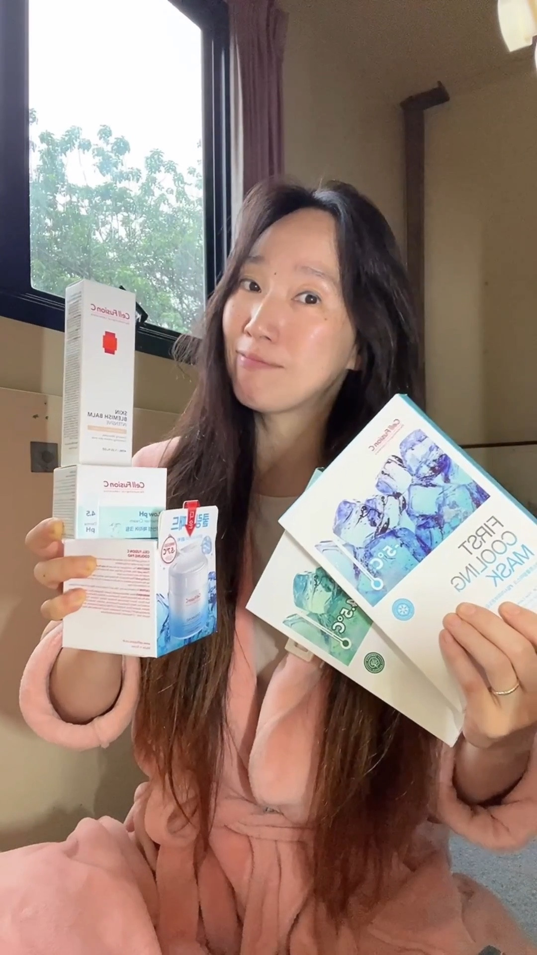 
Full video on 
Instagram @hyunmipickering 
🔗 https://www.instagram.com/reel/DK52nwESIvt/?igsh=MXZuYXE2MjBrdzAxZQ==
: Cooling Care is key for skin temperature!

Discount code : HYUNMIYES24
worldwide shipping✈️


#LTKFindsUnder50 #LTKOver40 #LTKBeauty