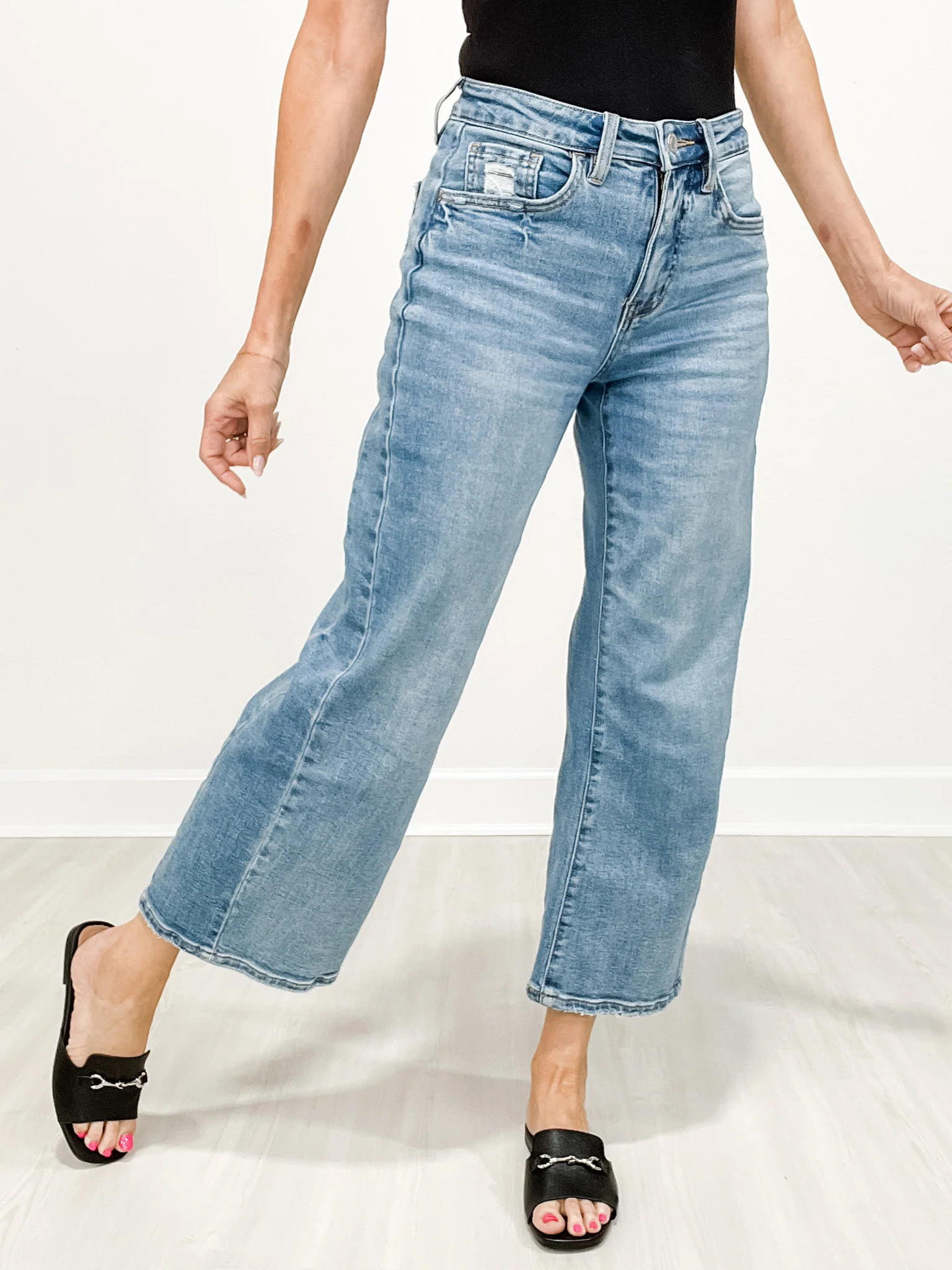 Vervet Tummy Control HIGH ROAD Hi-Rise Baggy Cropped Wide Leg Jeans | Emma Lou's Boutique