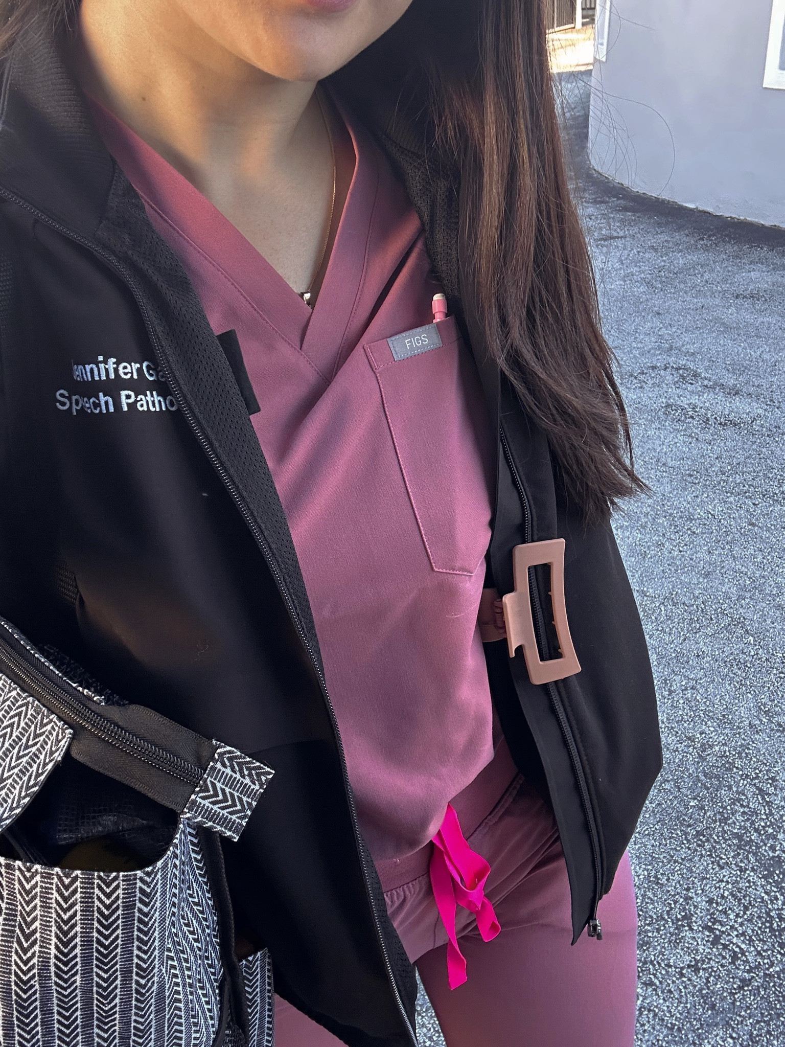 Pink figs scrubs, high waisted Kade cargo pants, scrub set, amazon SLP bag, monogrammed sweater, figs sweater, SLP, speech pathologist, speech therapist, therapist must-haves, SLP must-haves #slp #slpa #speechtherapist