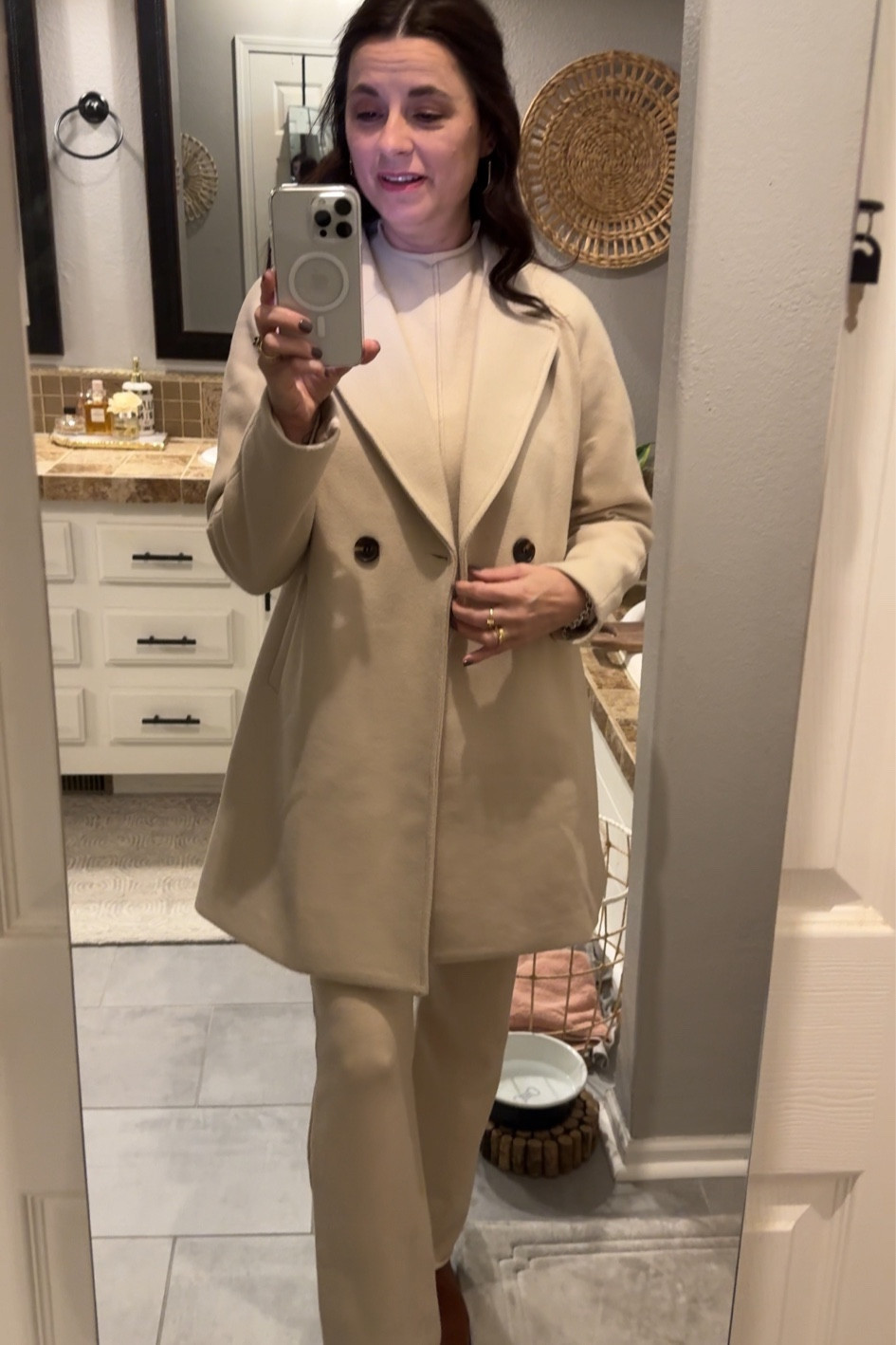 Cooler weather time is upon us!  Don’t miss out on this gorgeous set from Amazon!

#LTKstyletip #LTKHoliday #LTKSeasonal