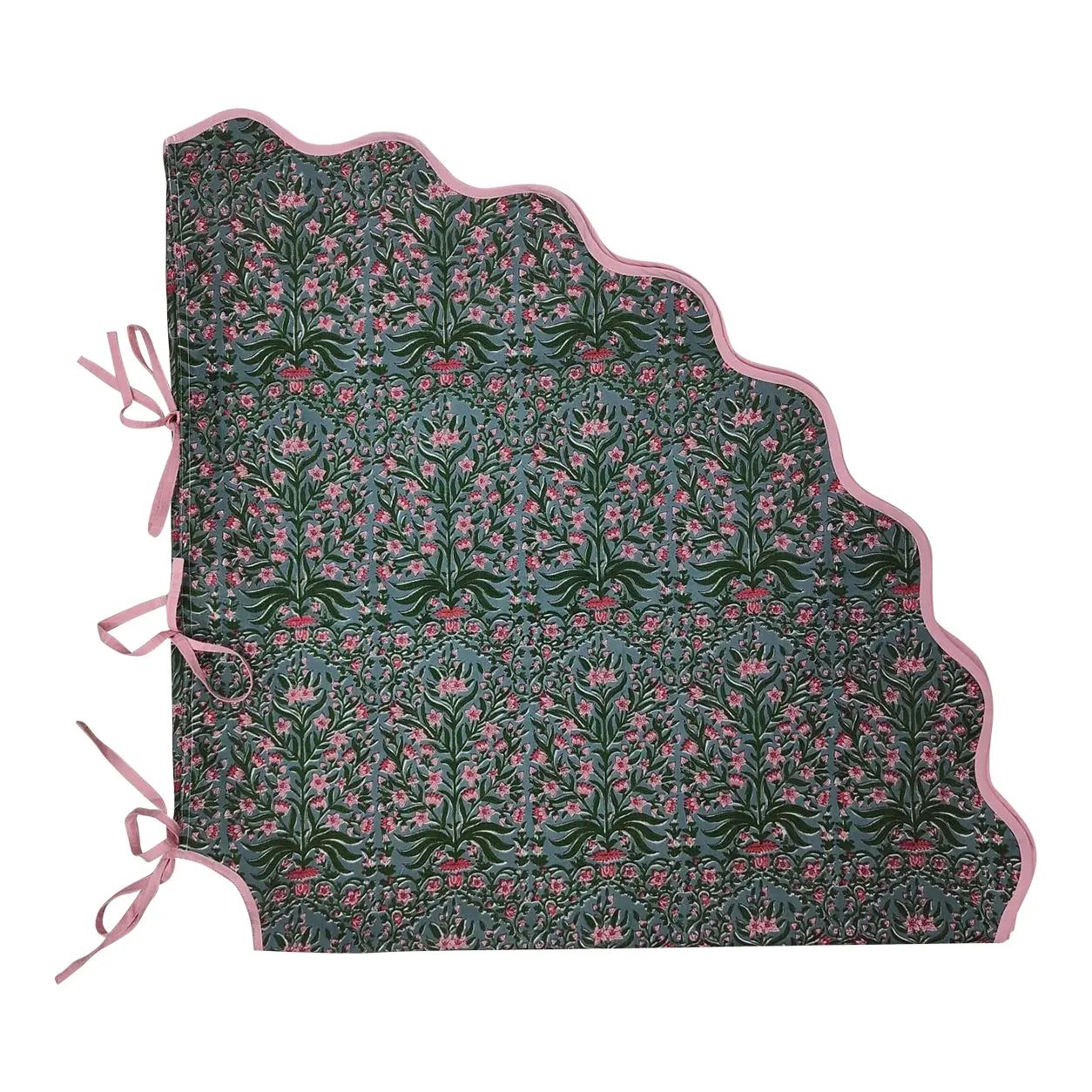 Handmade Scalloped Dark Green Christmas Floral Tree Skirt with Pink Piping | Chairish