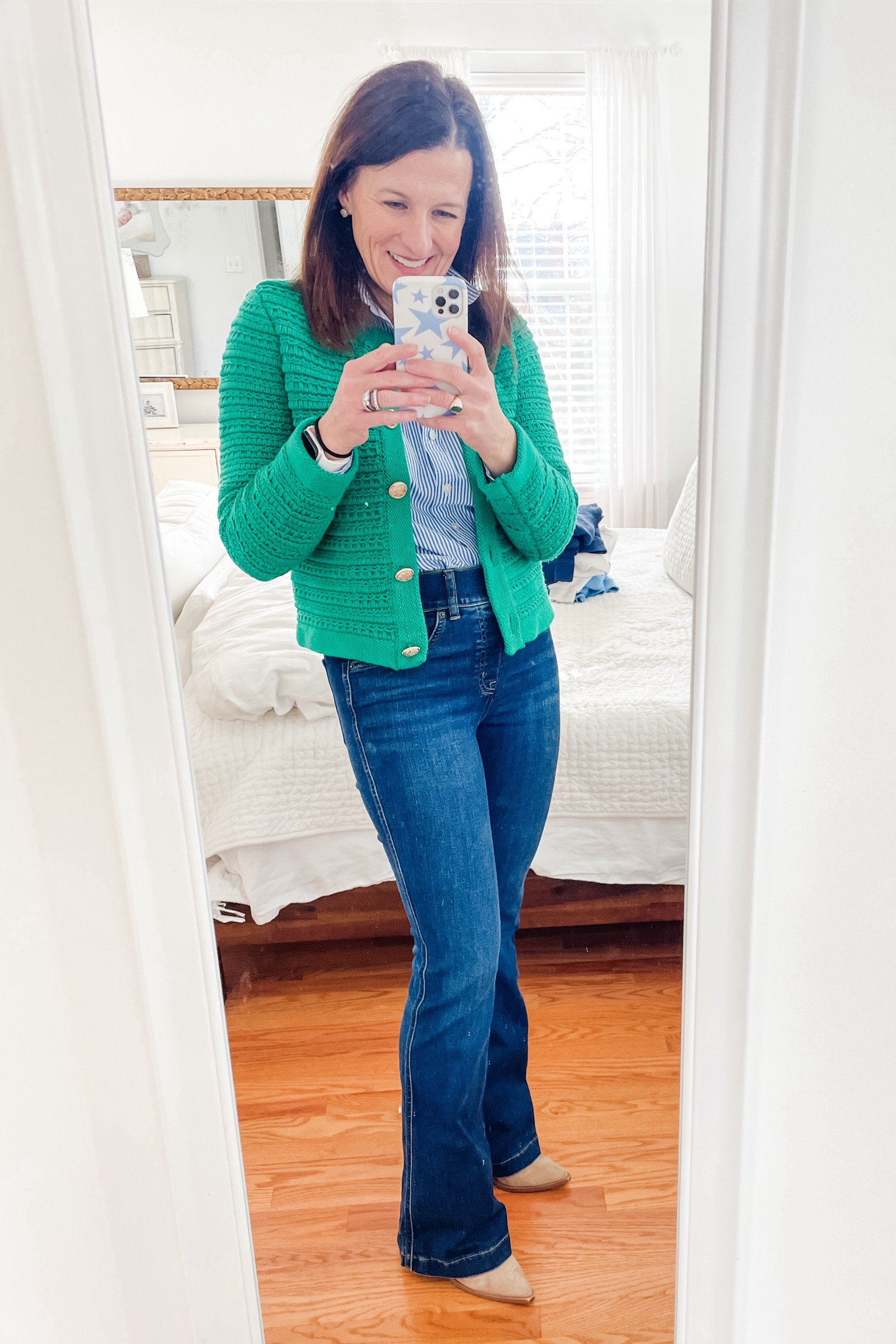 The sun is finally out here which means I’m putting away my drab winter wear in favor of some color!

I LOVVVVE this sweater (it’s on sale!) that will take me from winter straight into spring!

And by now you probably know that anything blue and white striped brings me joy. Hard to have a bad day when both are involved! ☀️💙